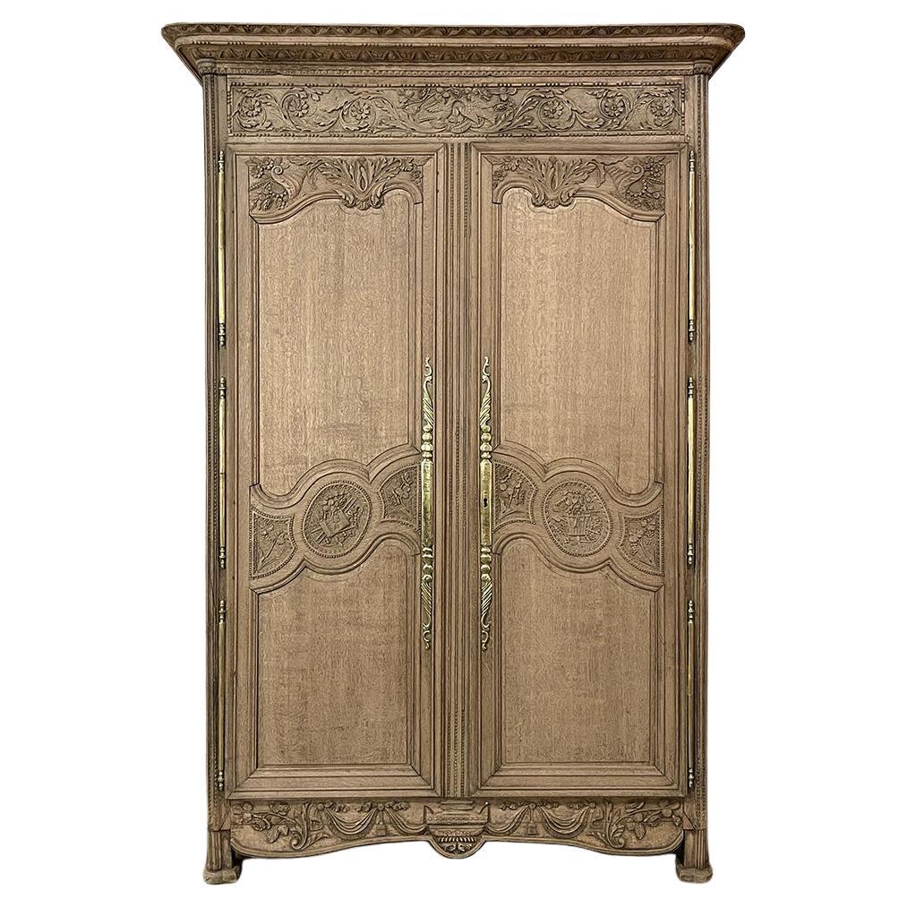 Early 19th Century Country French Wedding Armoire from Normandie in Stripped Oak For Sale