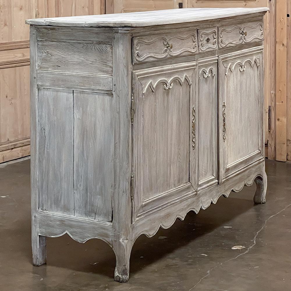 Early 19th Century Country French Whitewashed Buffet For Sale 14