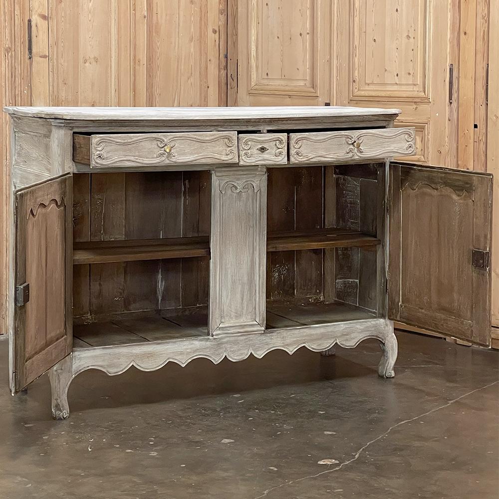 Early 19th Century Country French Whitewashed Buffet For Sale 2