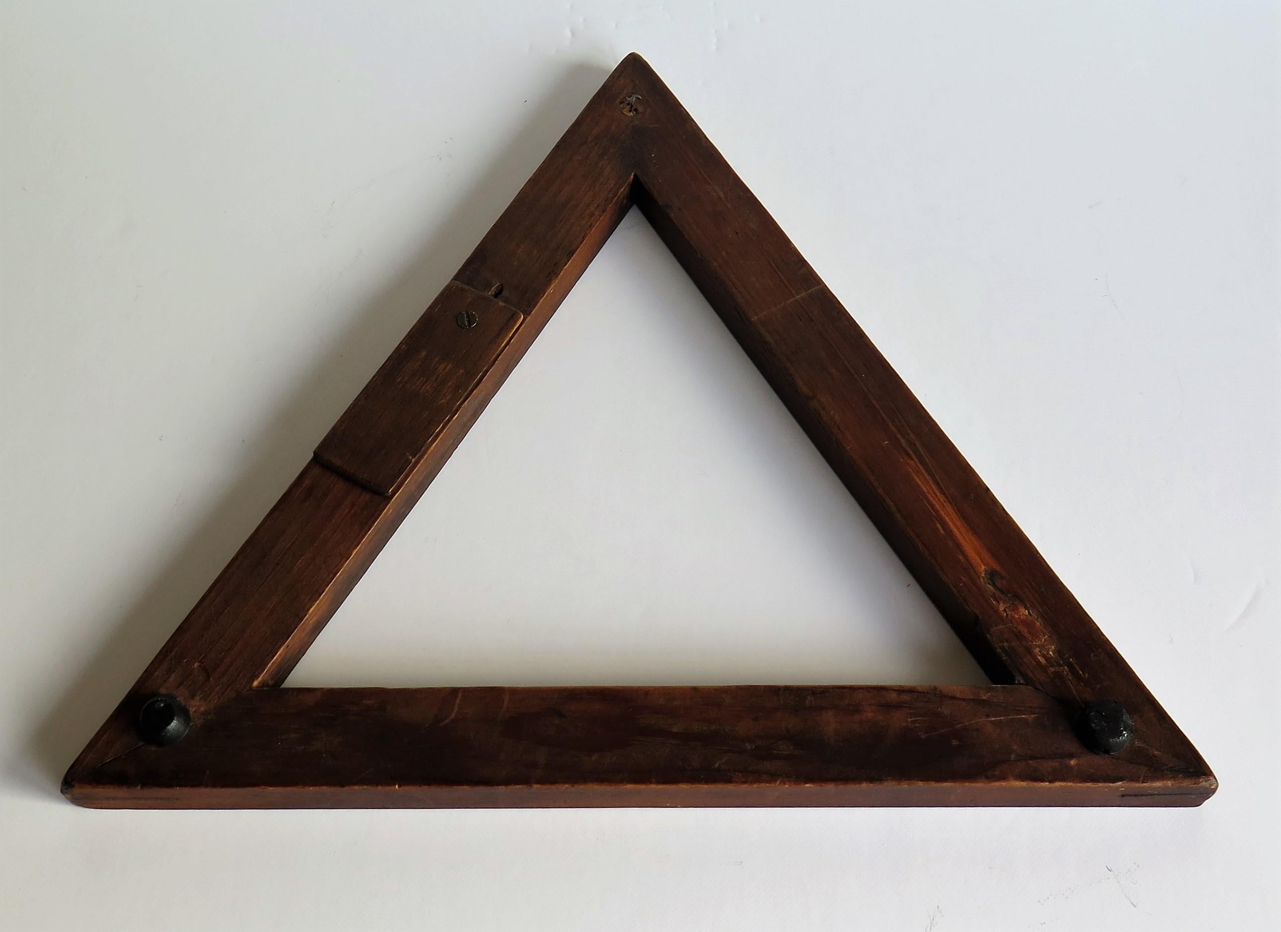 19th Century Cribbage Game Score Board Inlaid Woods with 4 Pegs, circa 1820 2