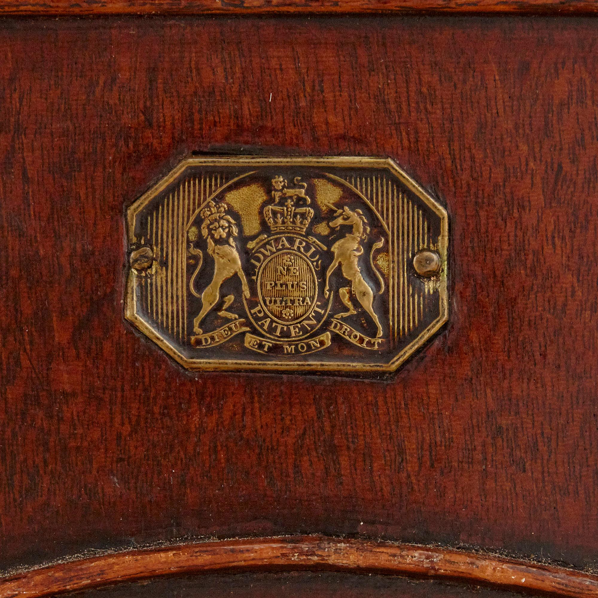 Early 19th Century 'Cumberland' Mahogany Dining Table by David Edwards In Good Condition For Sale In London, GB