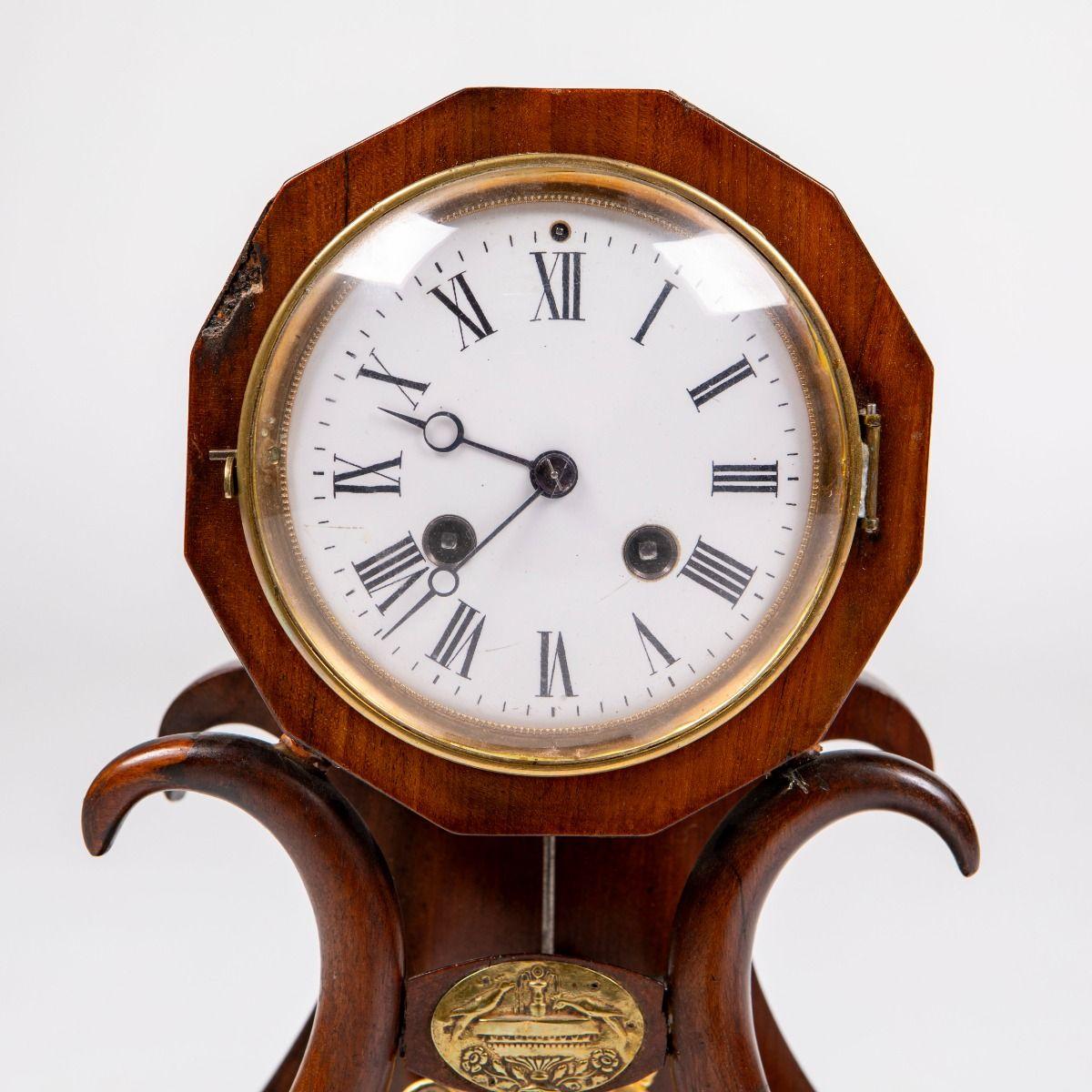 Early 19th Century Danish Empire Console Clock in Mahogany For Sale 1