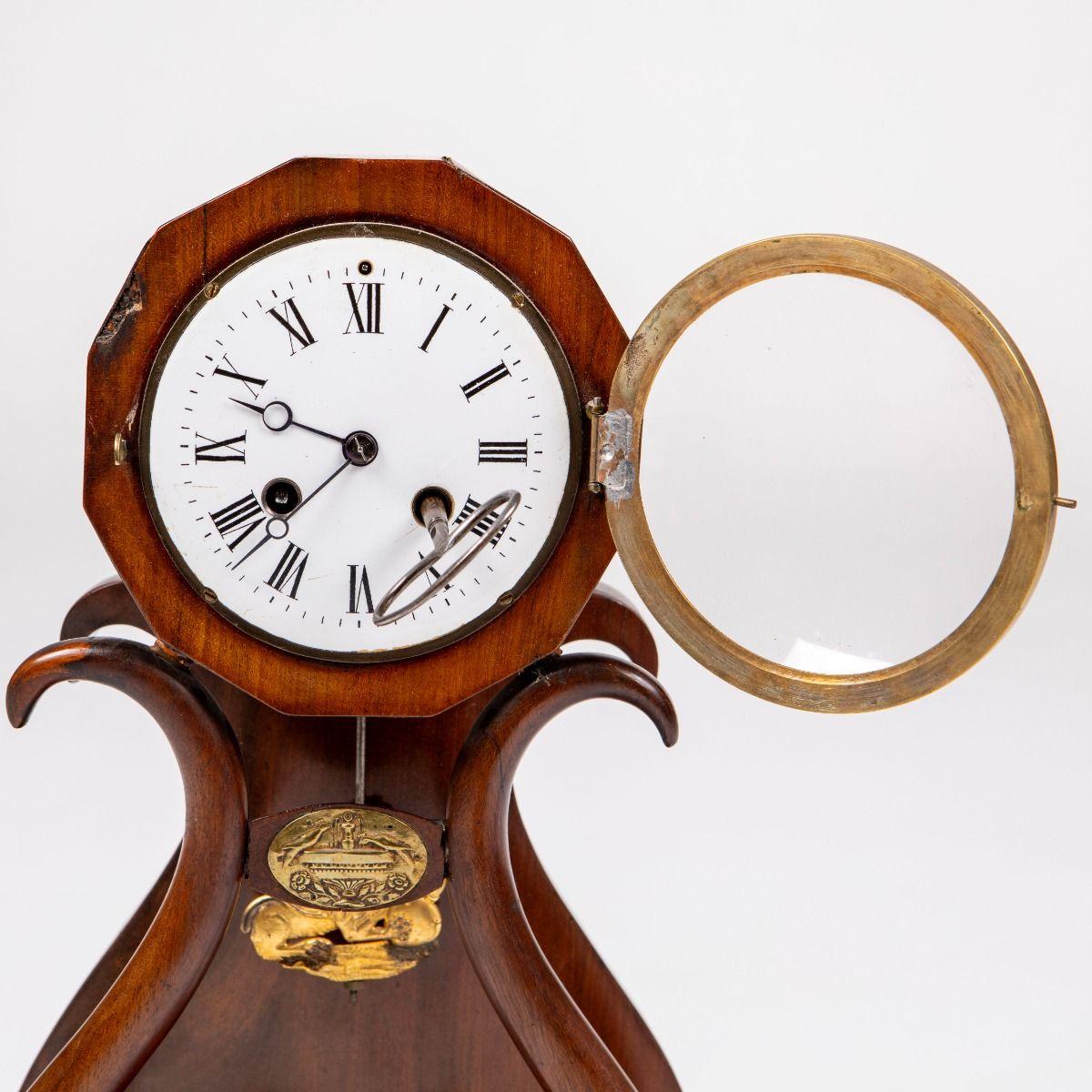 Early 19th Century Danish Empire Console Clock in Mahogany For Sale 2