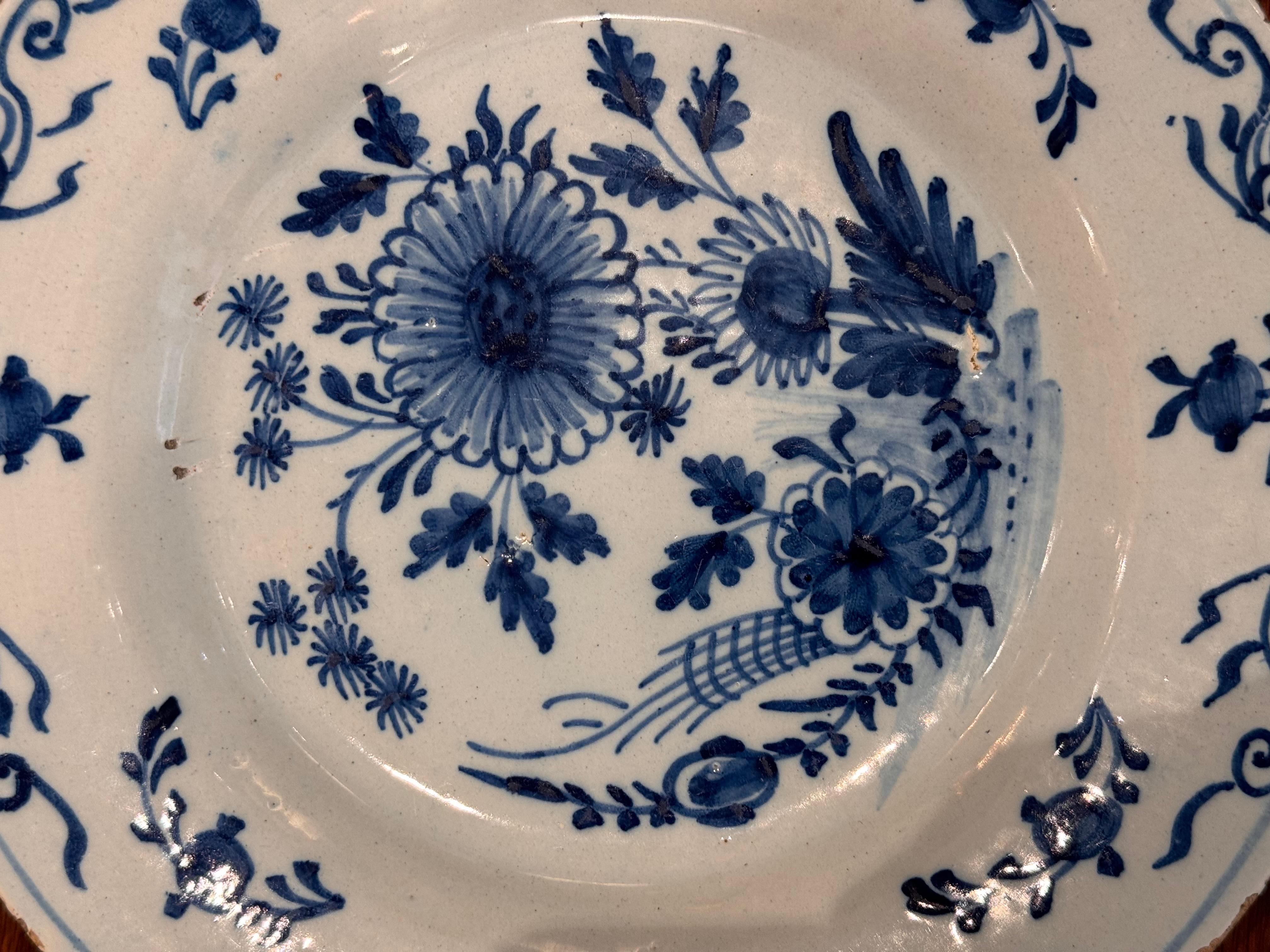 Néerlandais Assiette de Delft du début du 19e siècle en vente