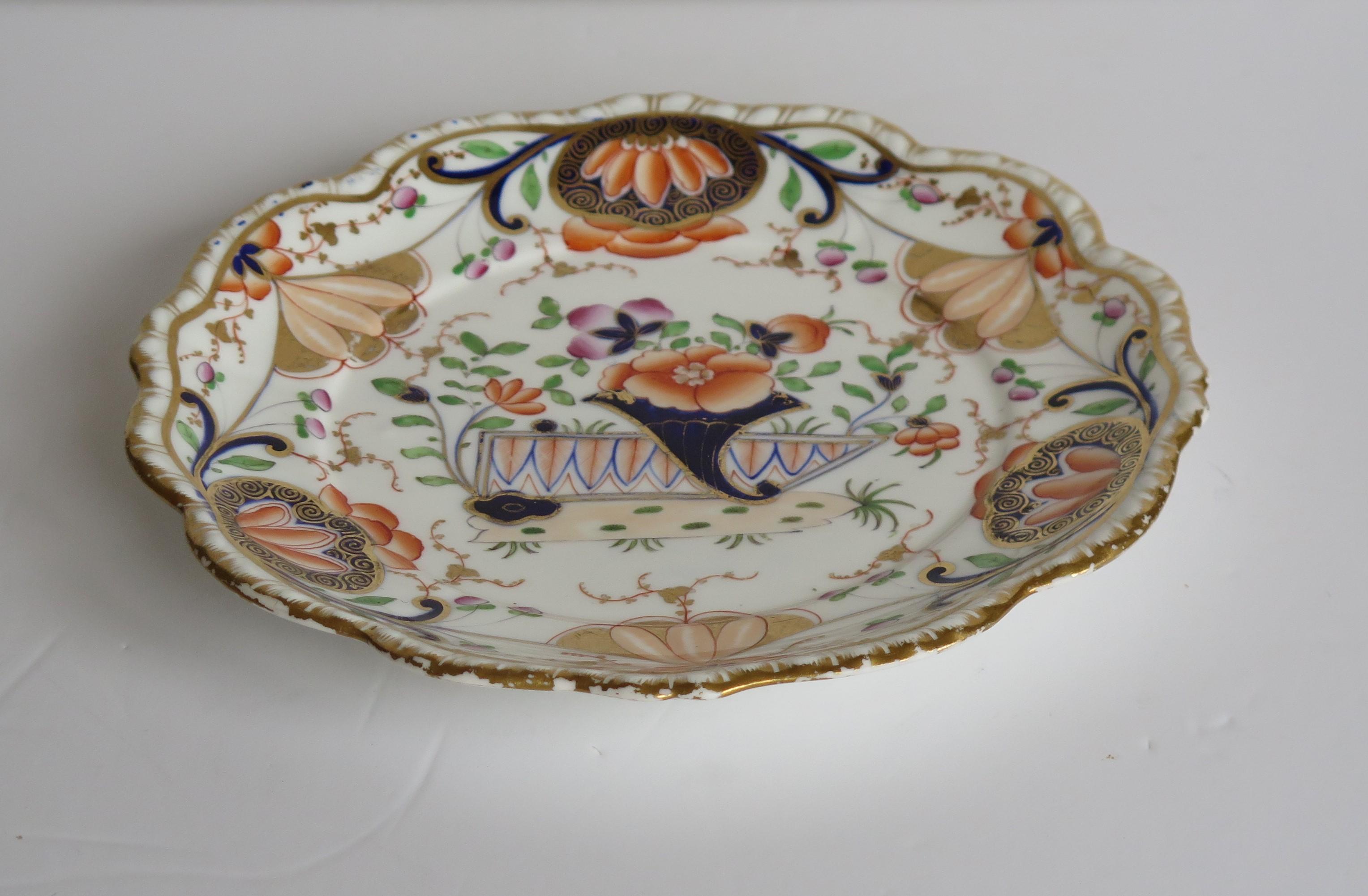 Hand-Painted Early 19th Century Desert Dish Porcelain finely Hand Painted, Staffordshire, UK