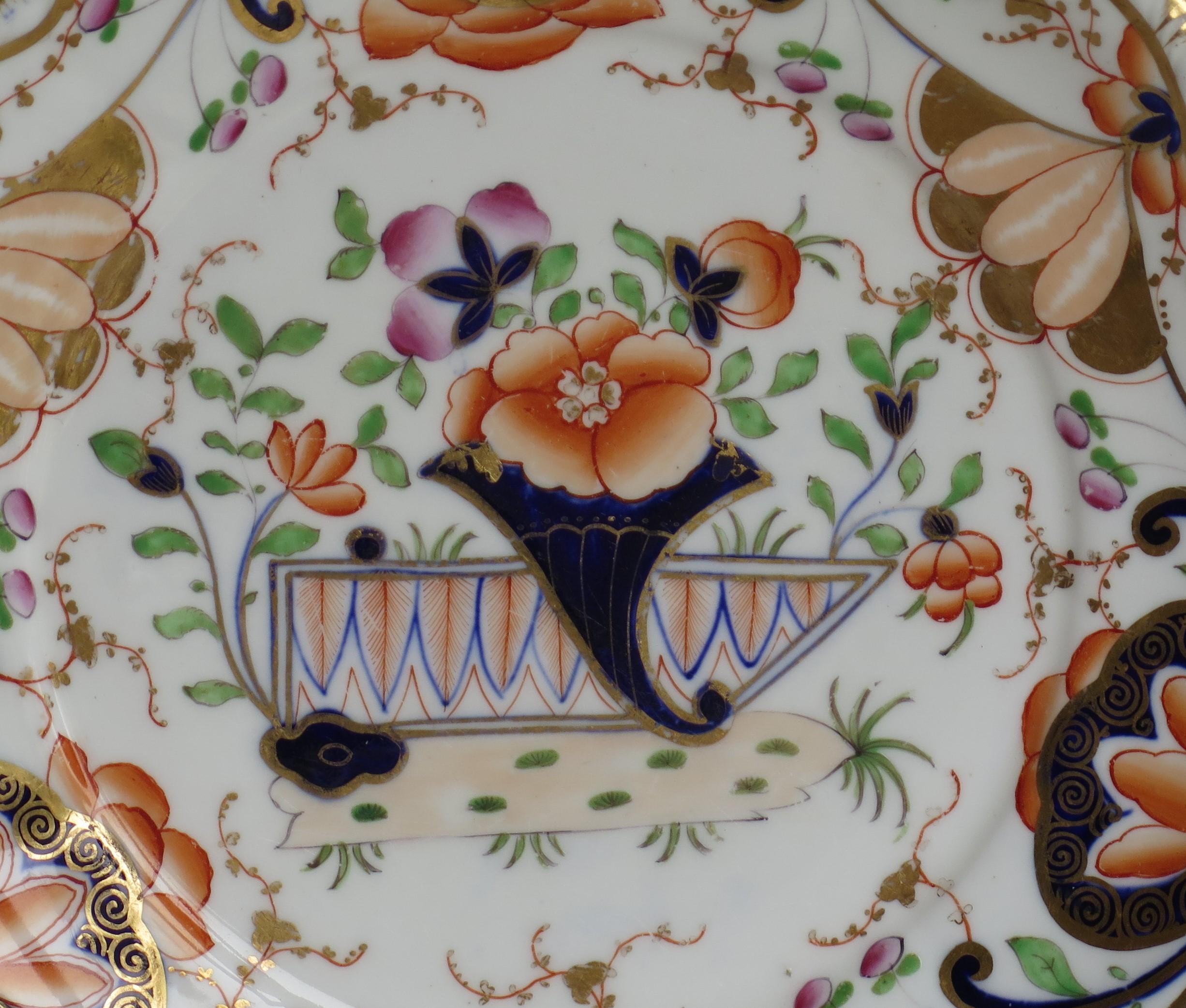 Early 19th Century Desert Dish Porcelain finely Hand Painted, Staffordshire, UK 1