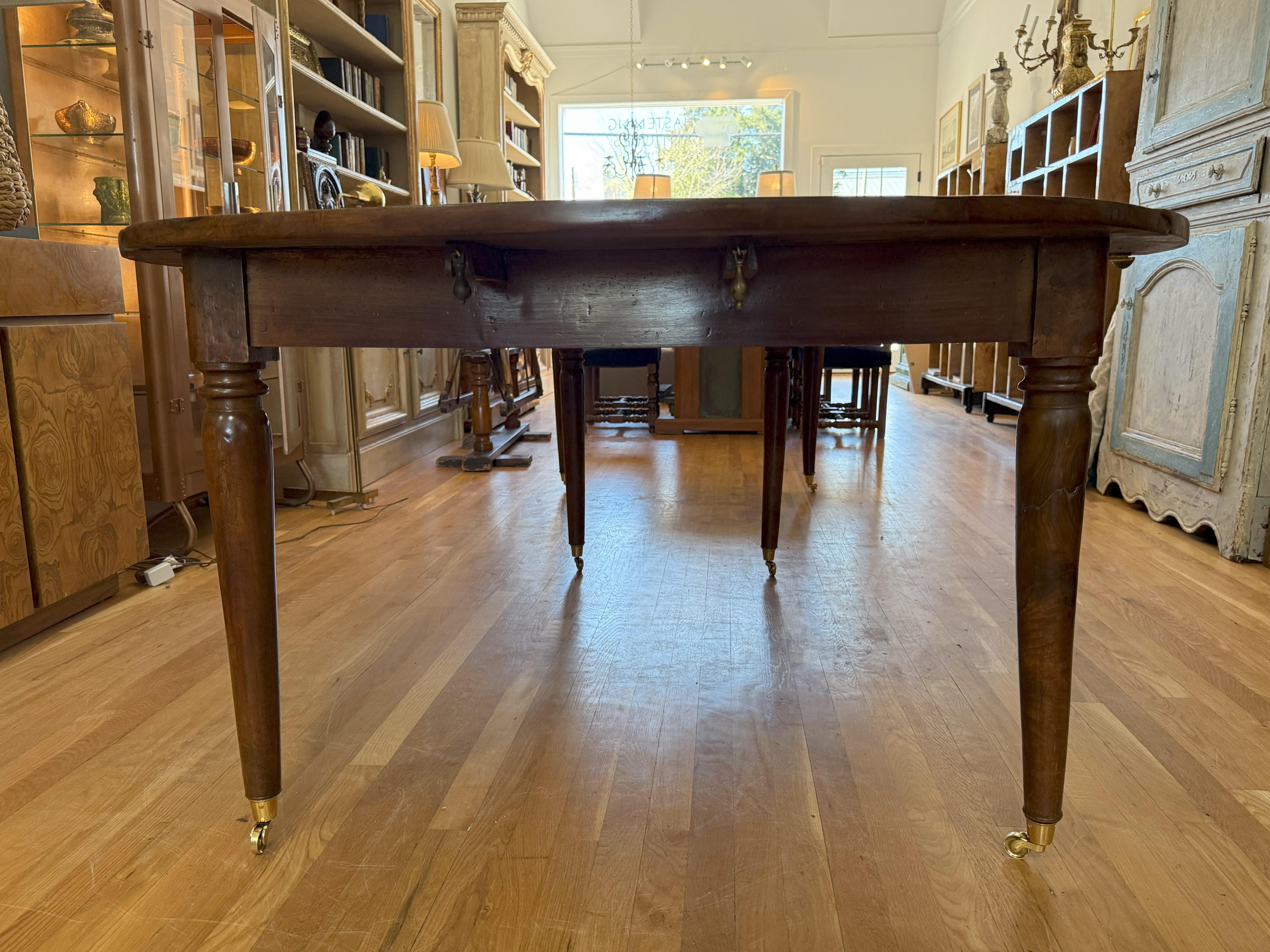 Early 19th Century Directoire Style French Provincial Extending Dining Table 1