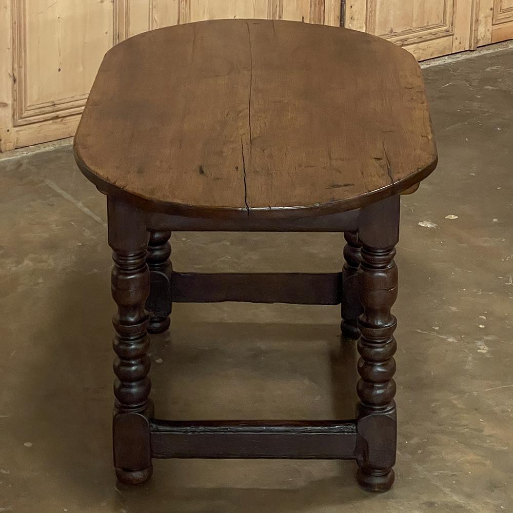 Early 19th Century Dutch End Table For Sale 3