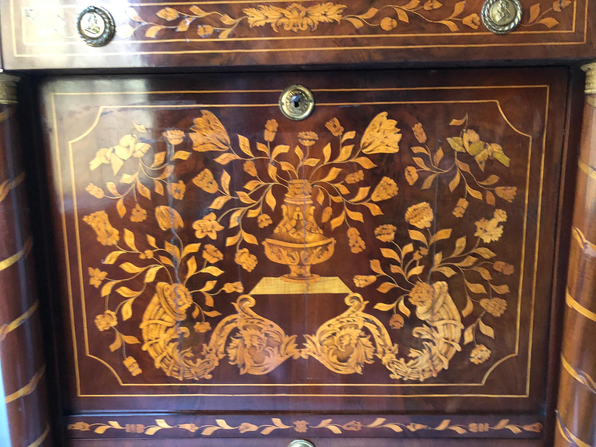 Dutch Colonial Early 19th Century Dutch Mahogany and Satinwood Marquetry Secretaire a Abbattant