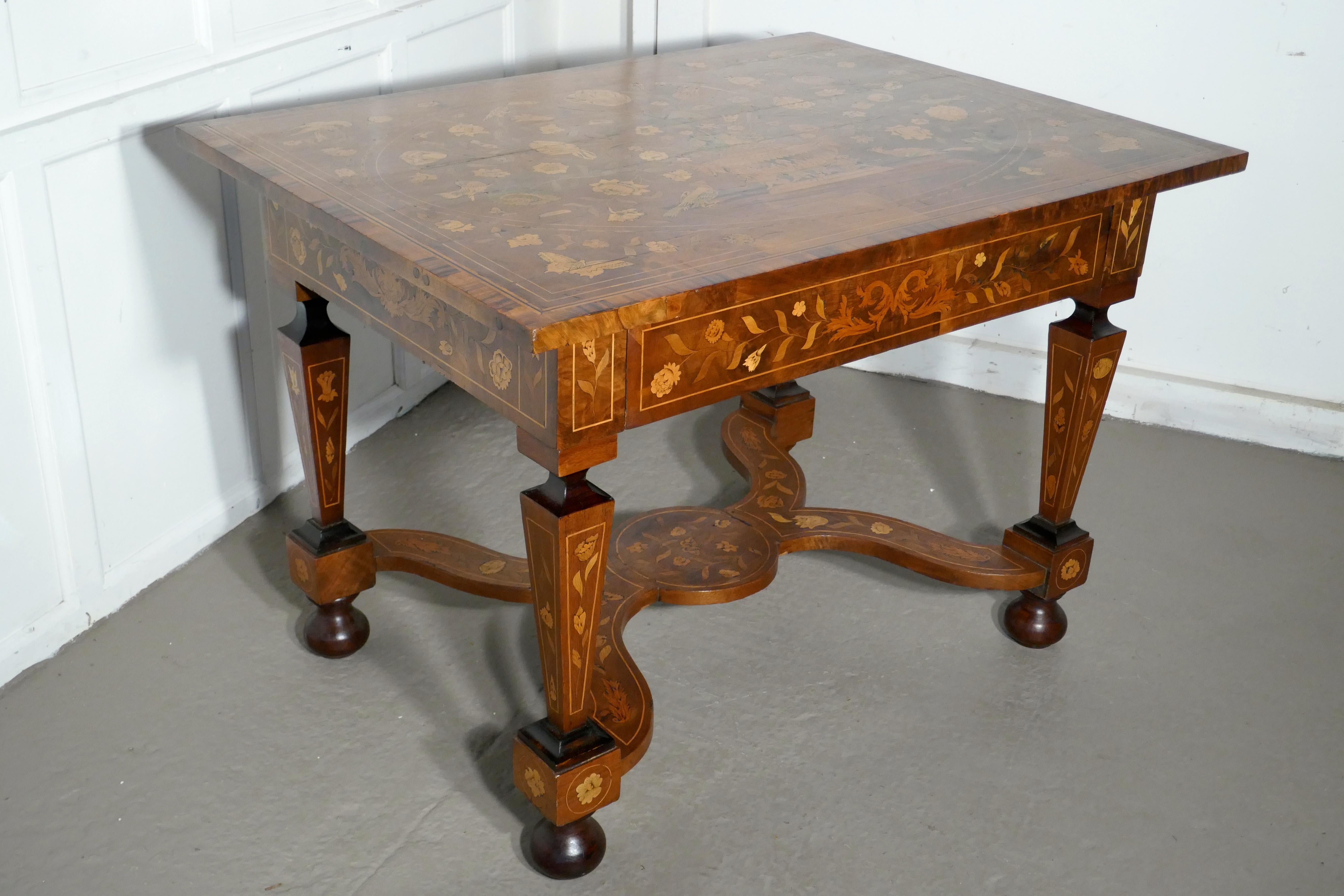 Early 19th Century Dutch Marquetry Inlaid Walnut Centre Table 15