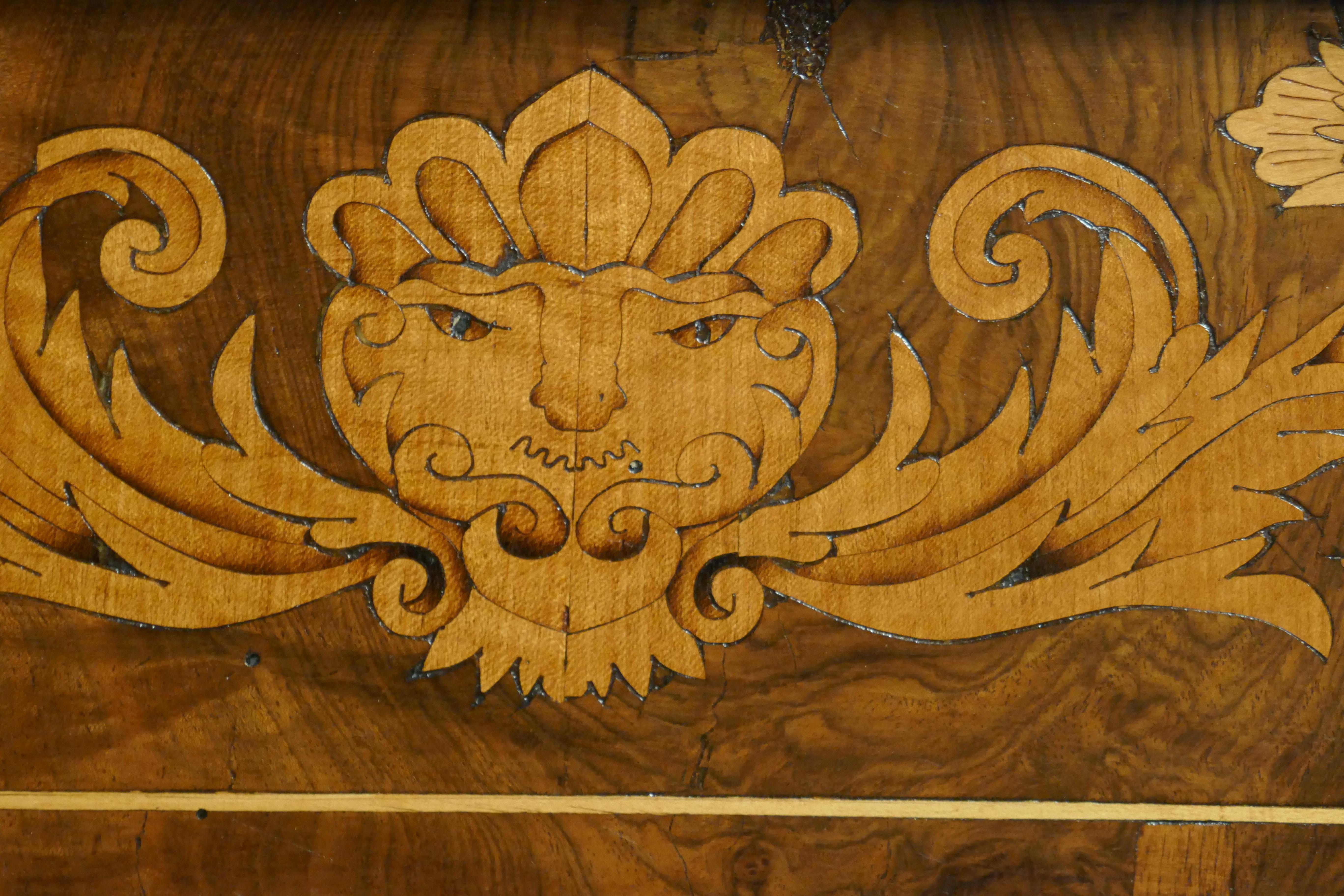 Early 19th Century Dutch Marquetry Inlaid Walnut Centre Table 2