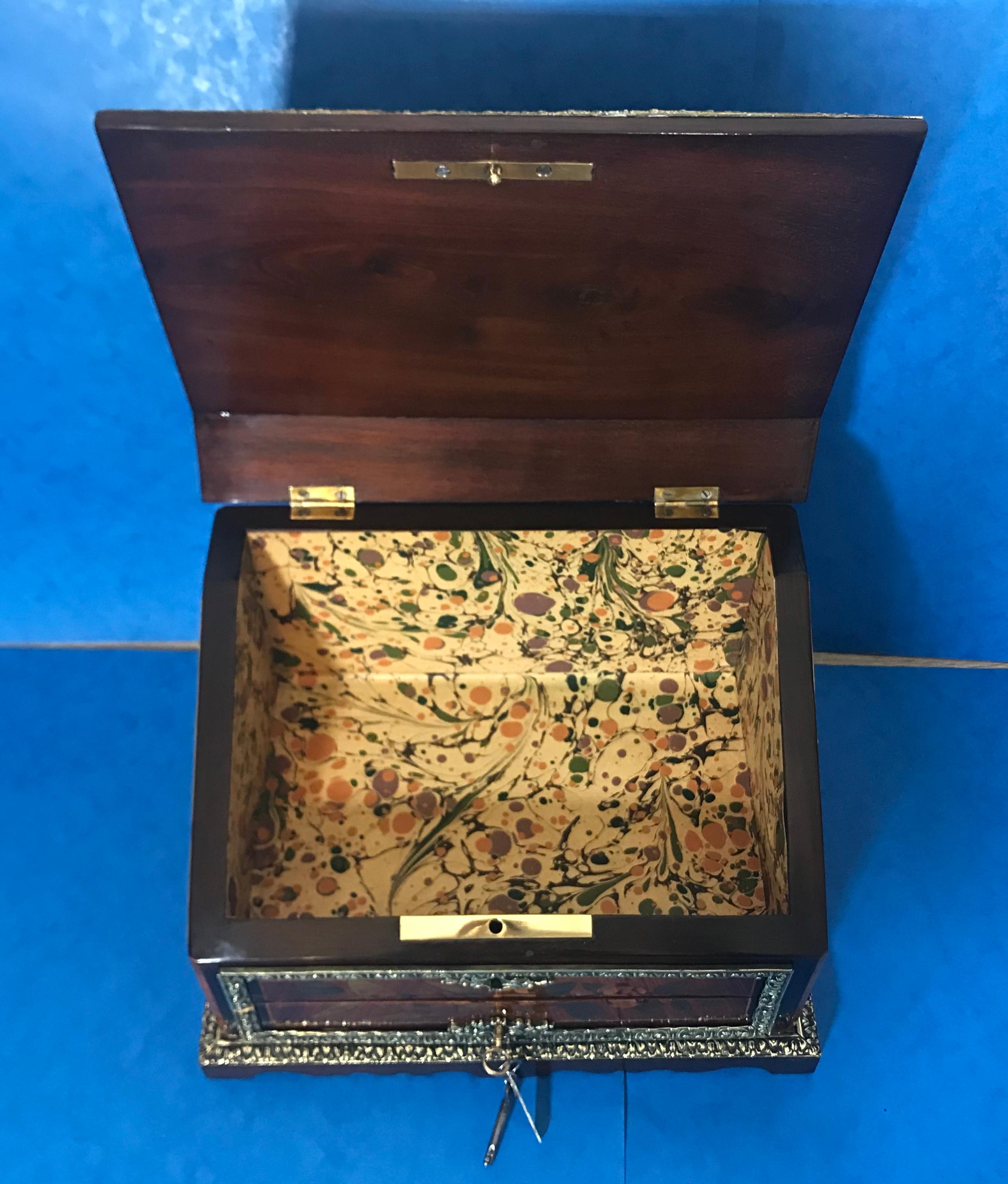 Early 19th Century Dutch Marquetry Miniature Bureau For Sale 8