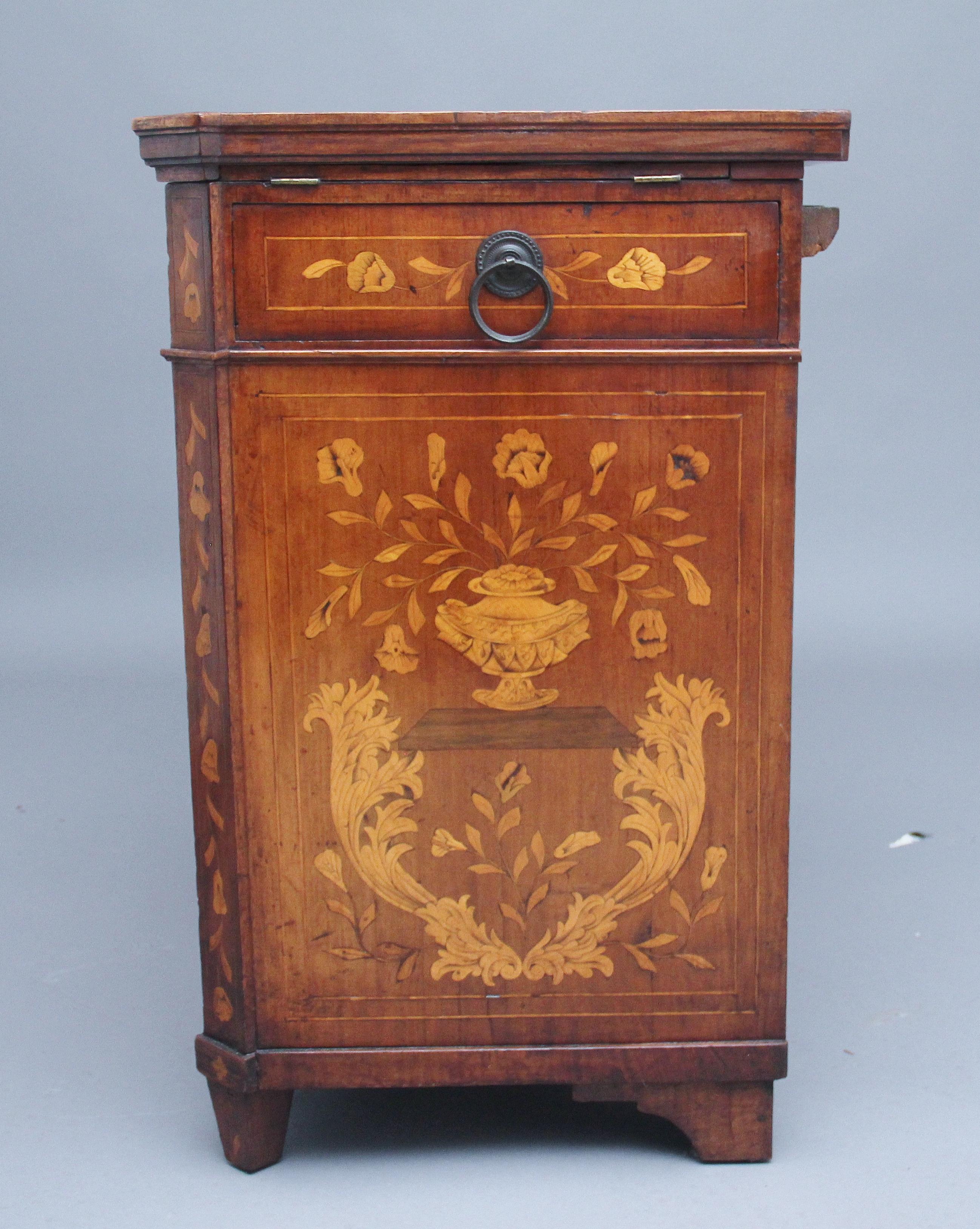 Early 19th Century Dutch Travelling Cabinet For Sale 4