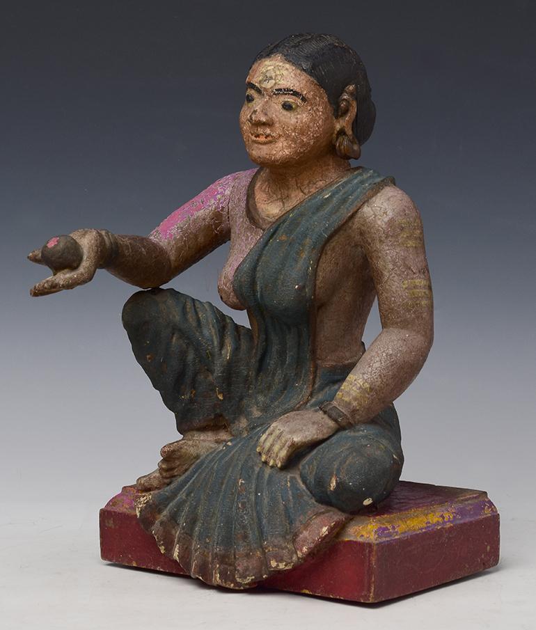 Early 19th Century, Early Mandalay, Antique Burmese Wooden Seated Lady For Sale 4