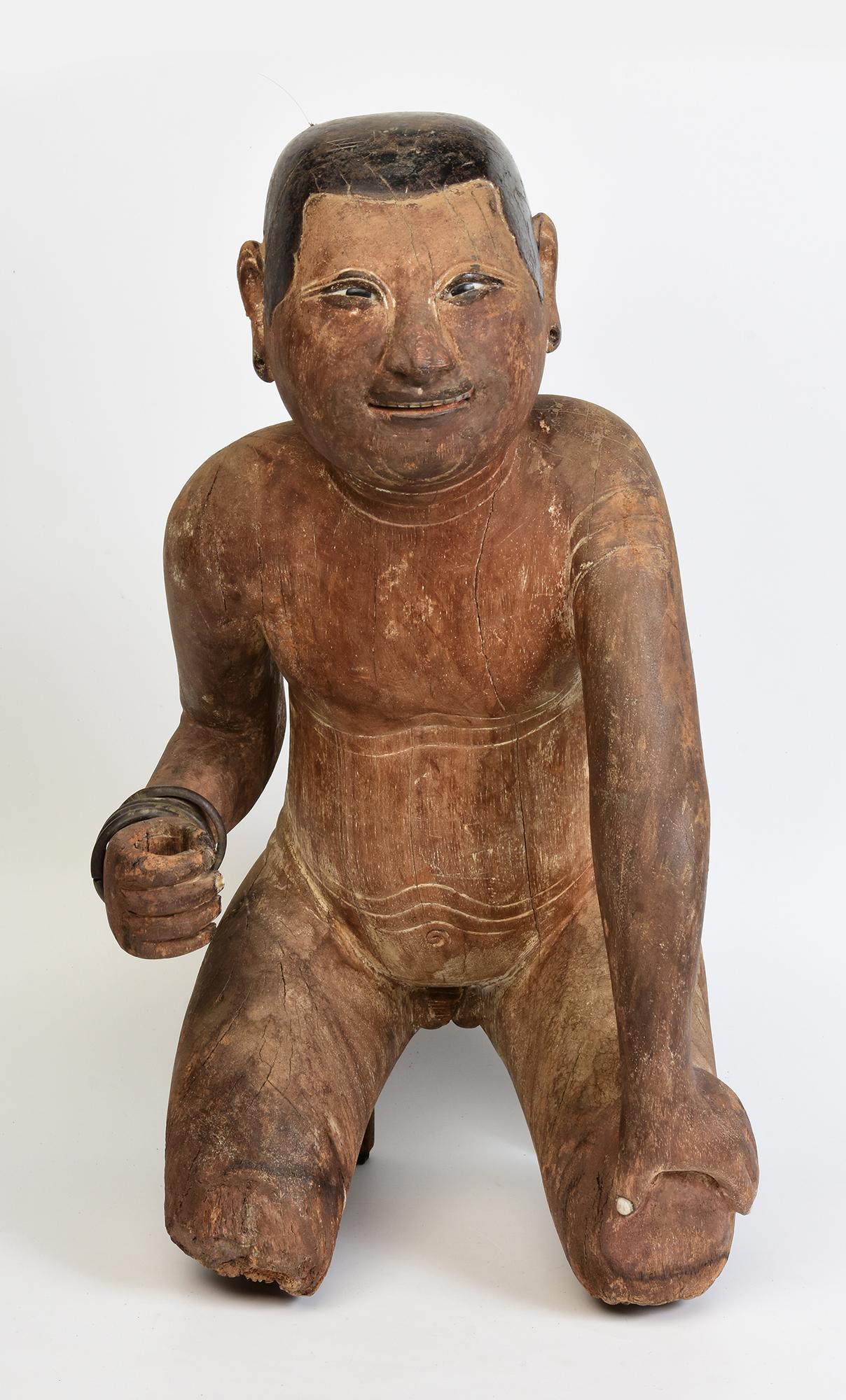 Early 19th Century, Early Mandalay, Antique Burmese Wooden Sitting Boy For Sale 10