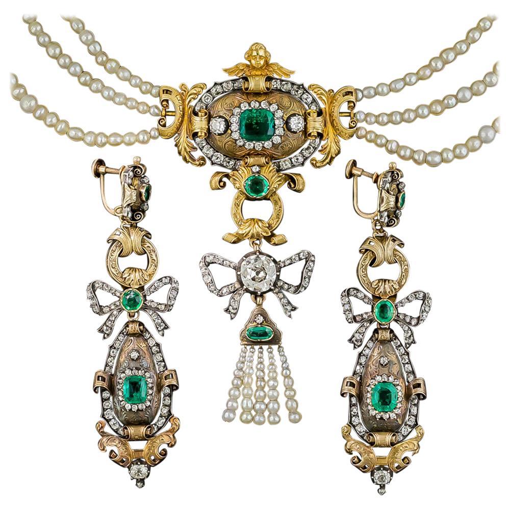 Early 19th Century Emerald Diamond Natural Pearl Necklace and Earrings For Sale