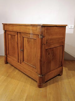 EARLY 19th CENTURY EMPIRE BLOND WALNUT SIDEBOARD