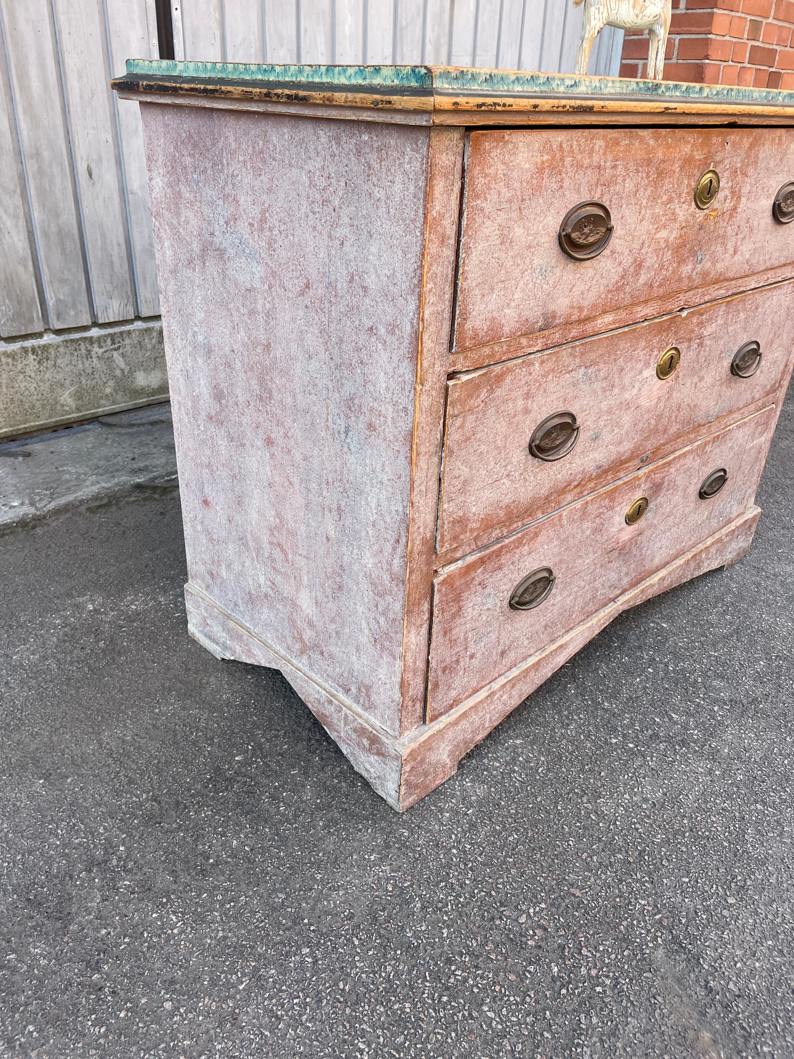 Early 19th Century Empire Chest with Painted Faux Marble Top For Sale 4