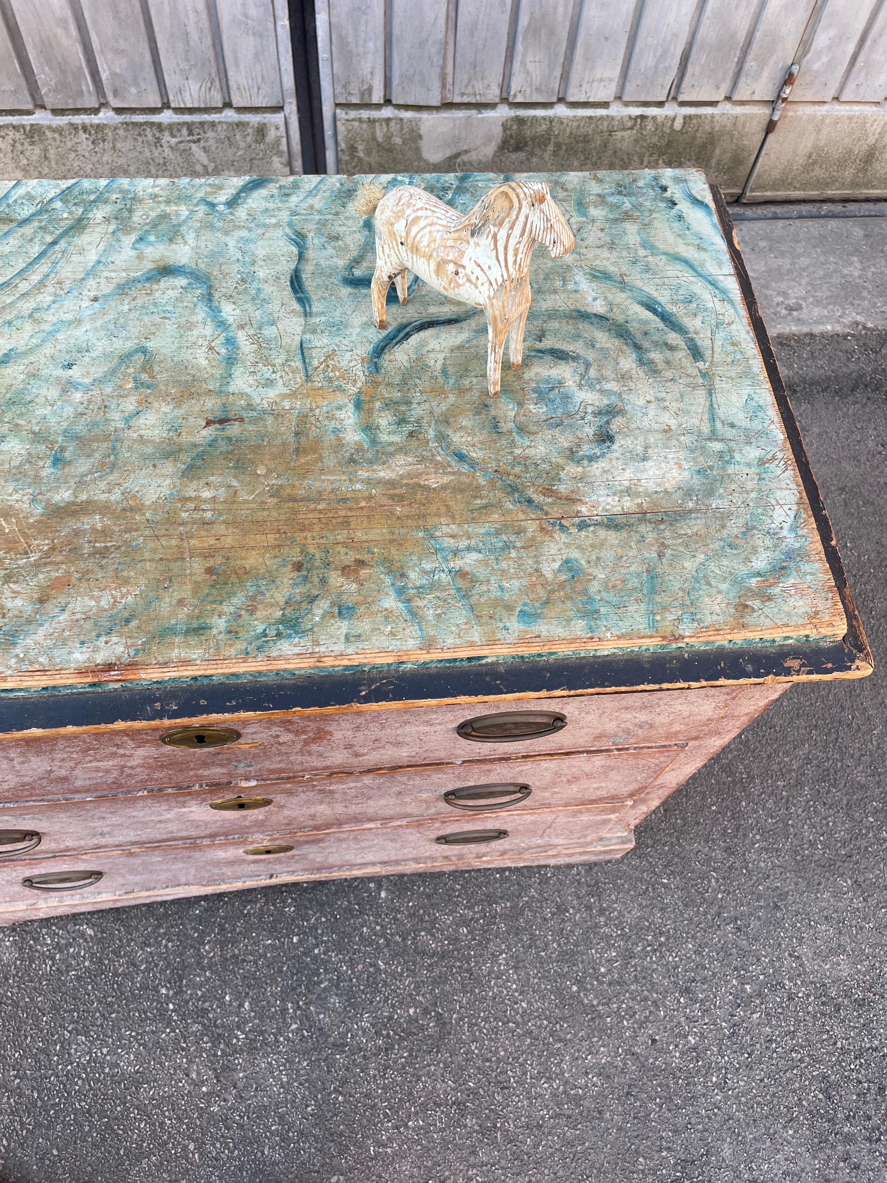 Early 19th Century Empire Chest with Painted Faux Marble Top For Sale 2