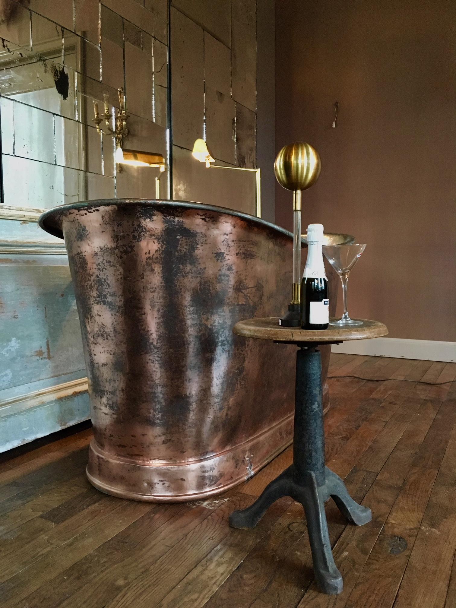 Early 19th Century Empire Copper Bathtub 3