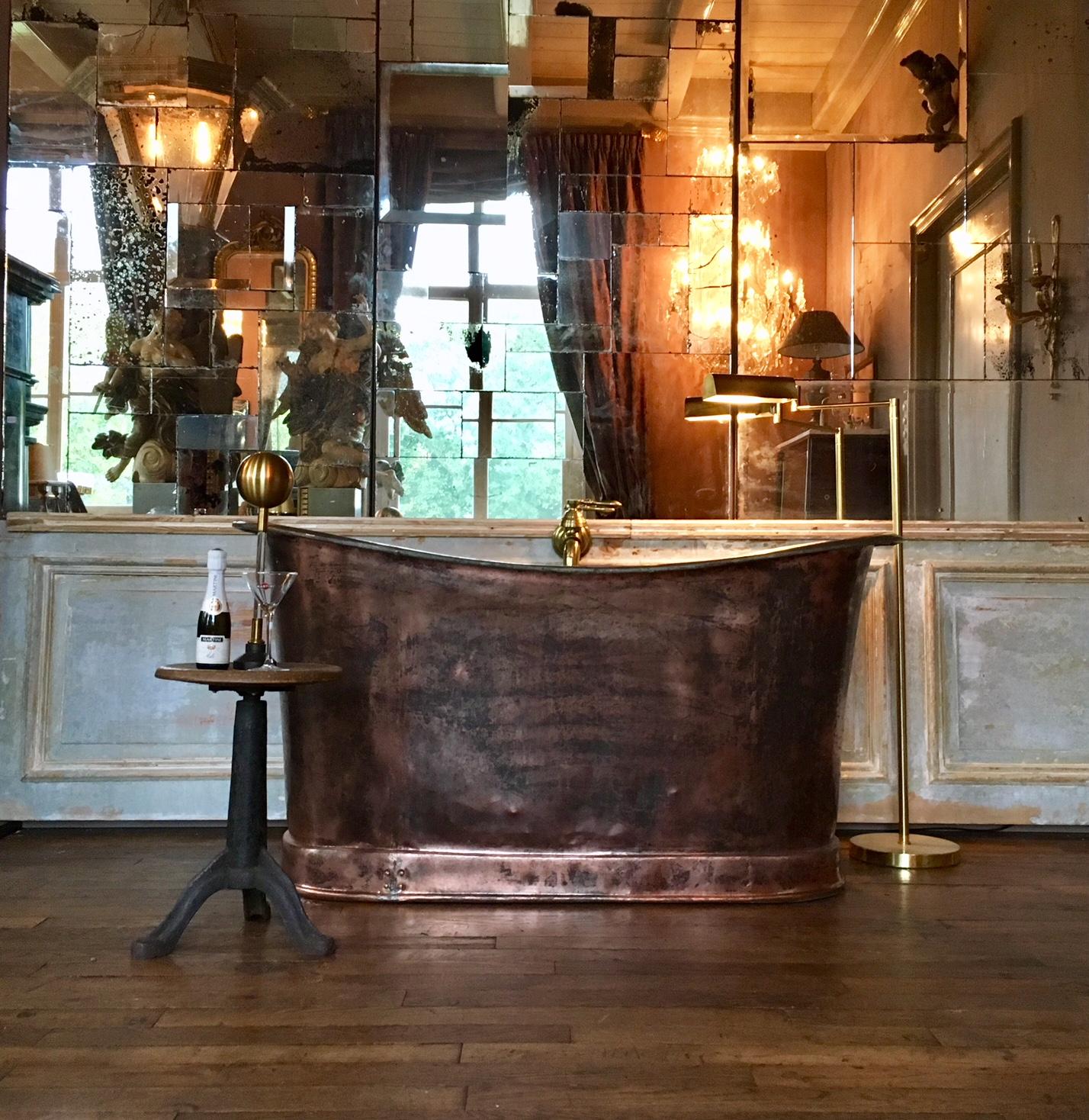 19th century bathtub