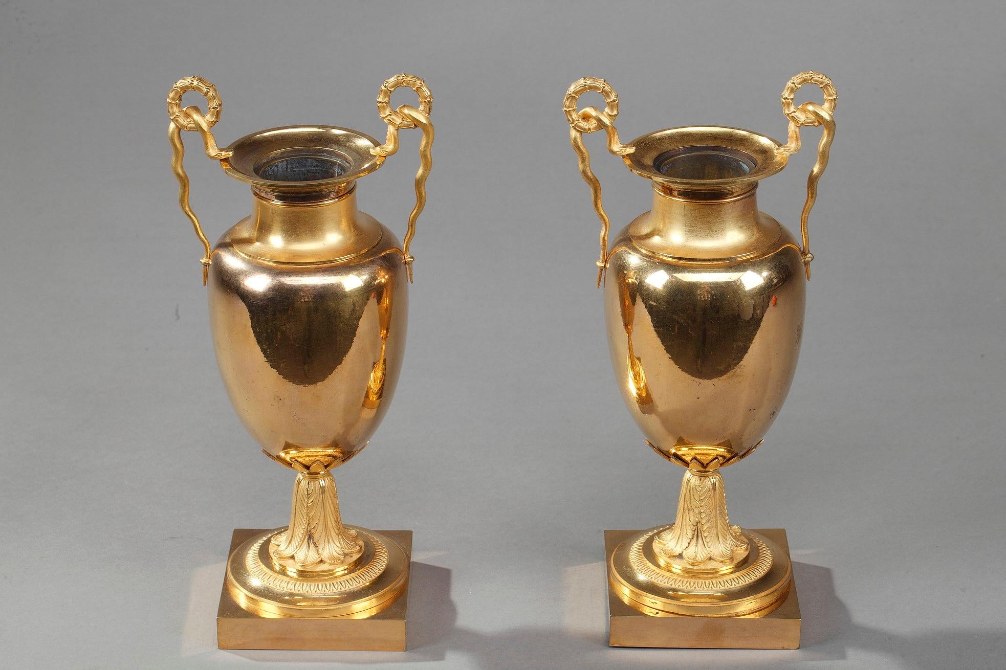 Early 19th Century Empire Gilt Bronze Centerpiece Vases 8