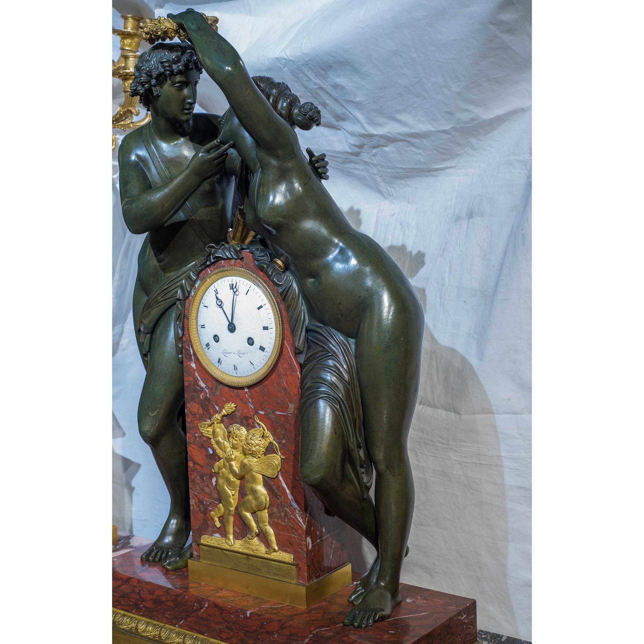 Early 19th Century Empire Ormolu-Mounted Bronze and Marble Mantel Clock In Good Condition For Sale In New York, NY