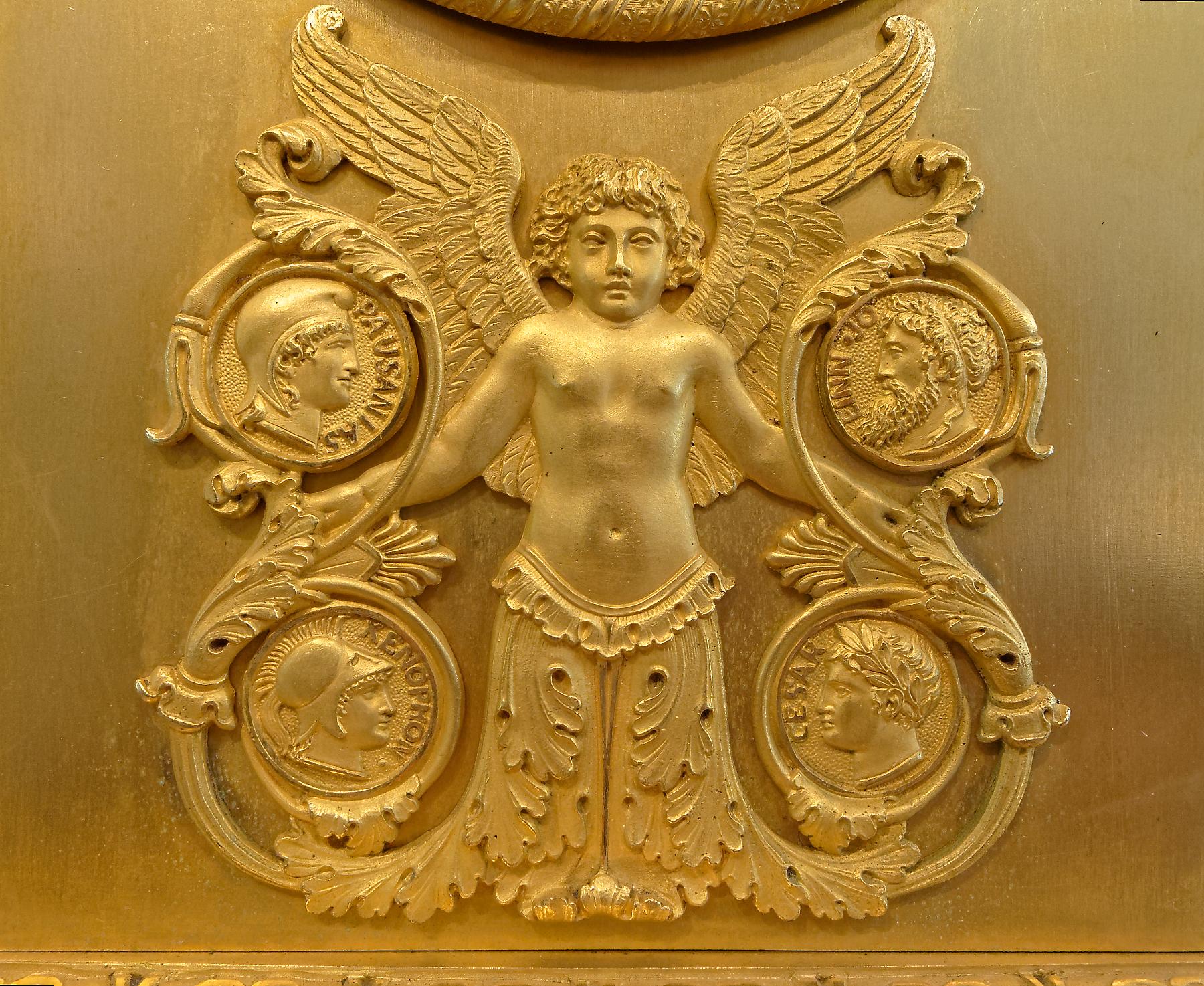 Early 19th Century Empire Period Gilt Bronze Mantel Clock, Paris by Ledure In Good Condition In Worpswede / Bremen, DE