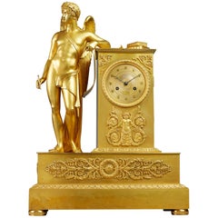 Pendule de cheminée en bronze doré de style Empire du début du 19ème siècle:: Paris par Ledure