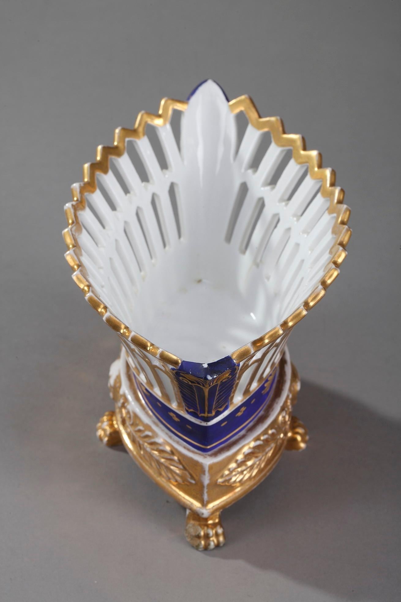 Early 19th Century Empire-Period Paris Porcelain Basket 4