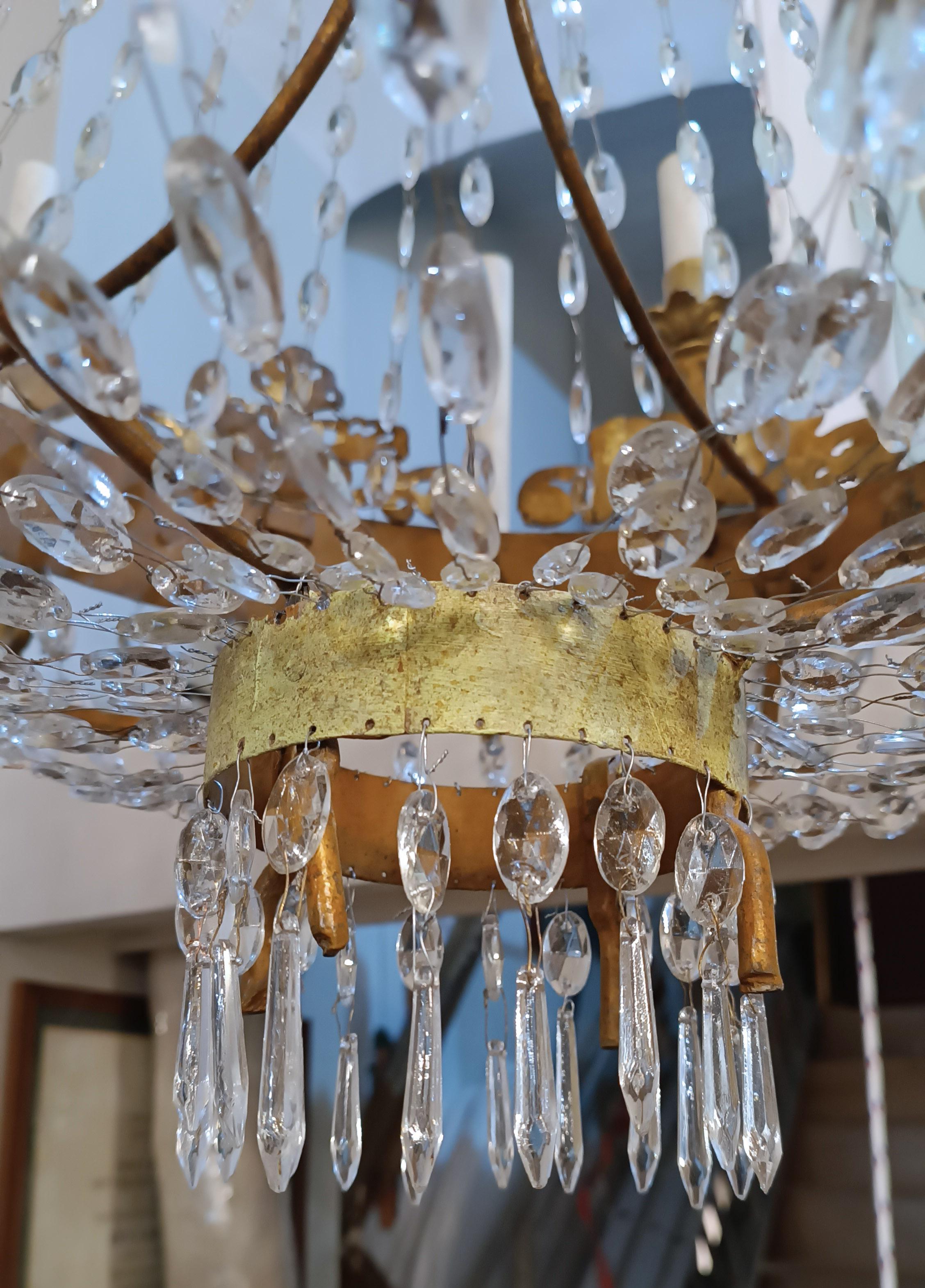 EARLY 19th CENTURY EMPIRE TUNDISH CHANDELIER IN IRON AND CRYSTALS  For Sale 5