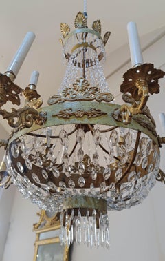 EARLY 19th CENTURY EMPIRE TUNDISH CHANDELIER IN IRON AND CRYSTALS