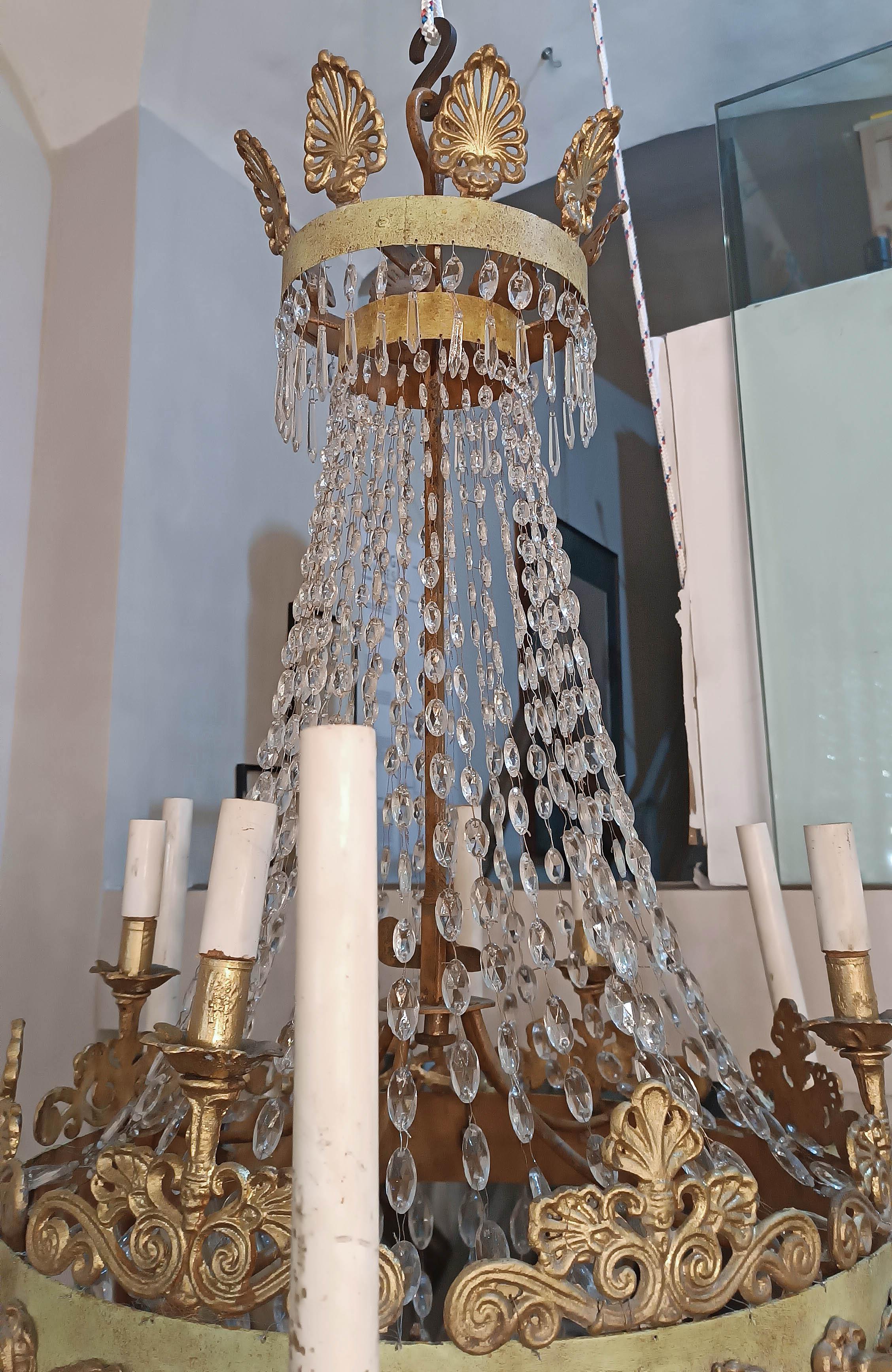 Italian EARLY 19th CENTURY EMPIRE TUNDISH CHANDELIER IN IRON AND CRYSTALS  For Sale
