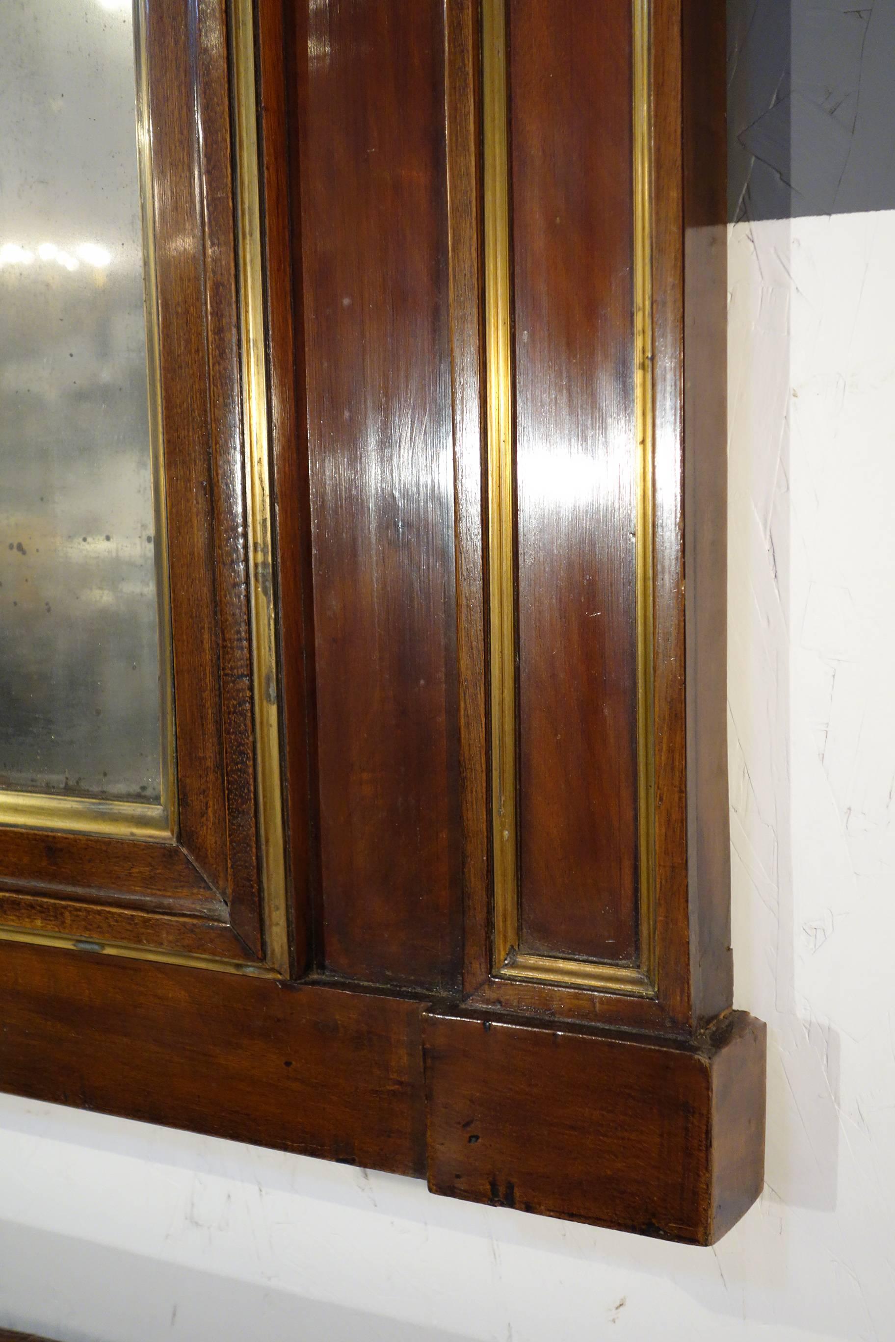 Early 19th Century Empire Framed Mirror Walnut with Gold Detail Circa 1820 In Good Condition For Sale In Encinitas, CA