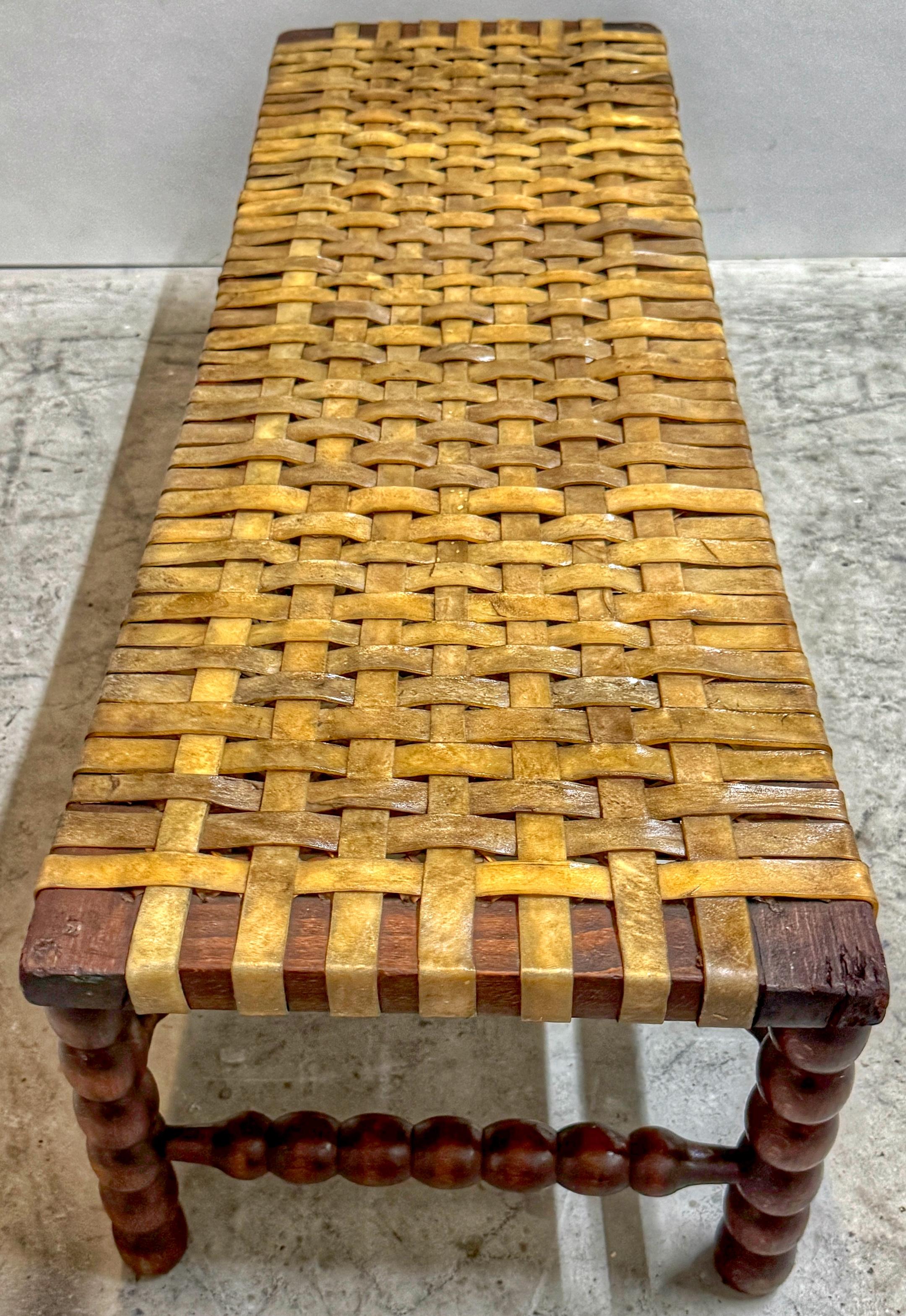 Early 19th Century English Bobbin-Leg Footstool or Low Bench with Woven Rawhide In Good Condition For Sale In West Palm Beach, FL