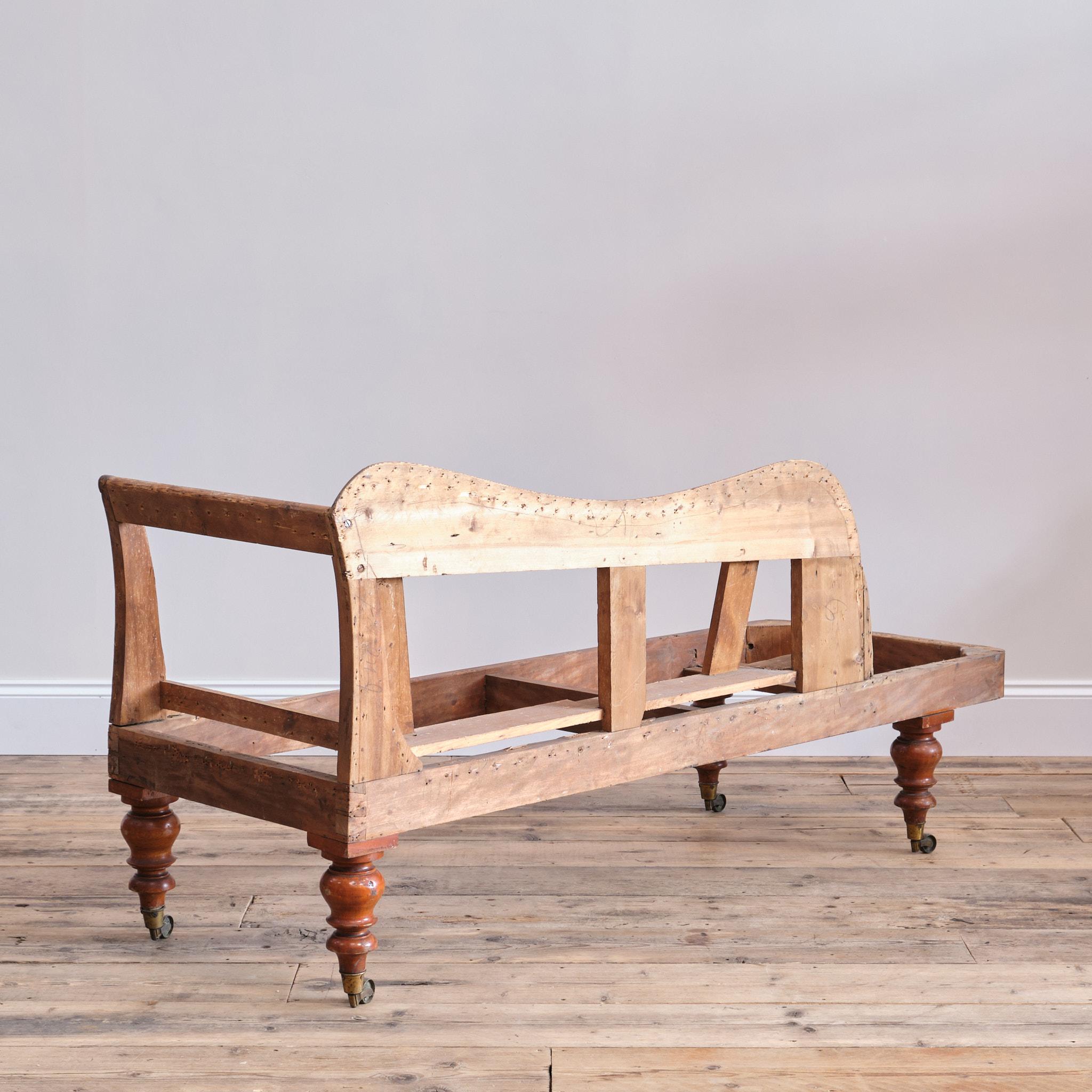 British Early 19th century English chaise lounge For Sale