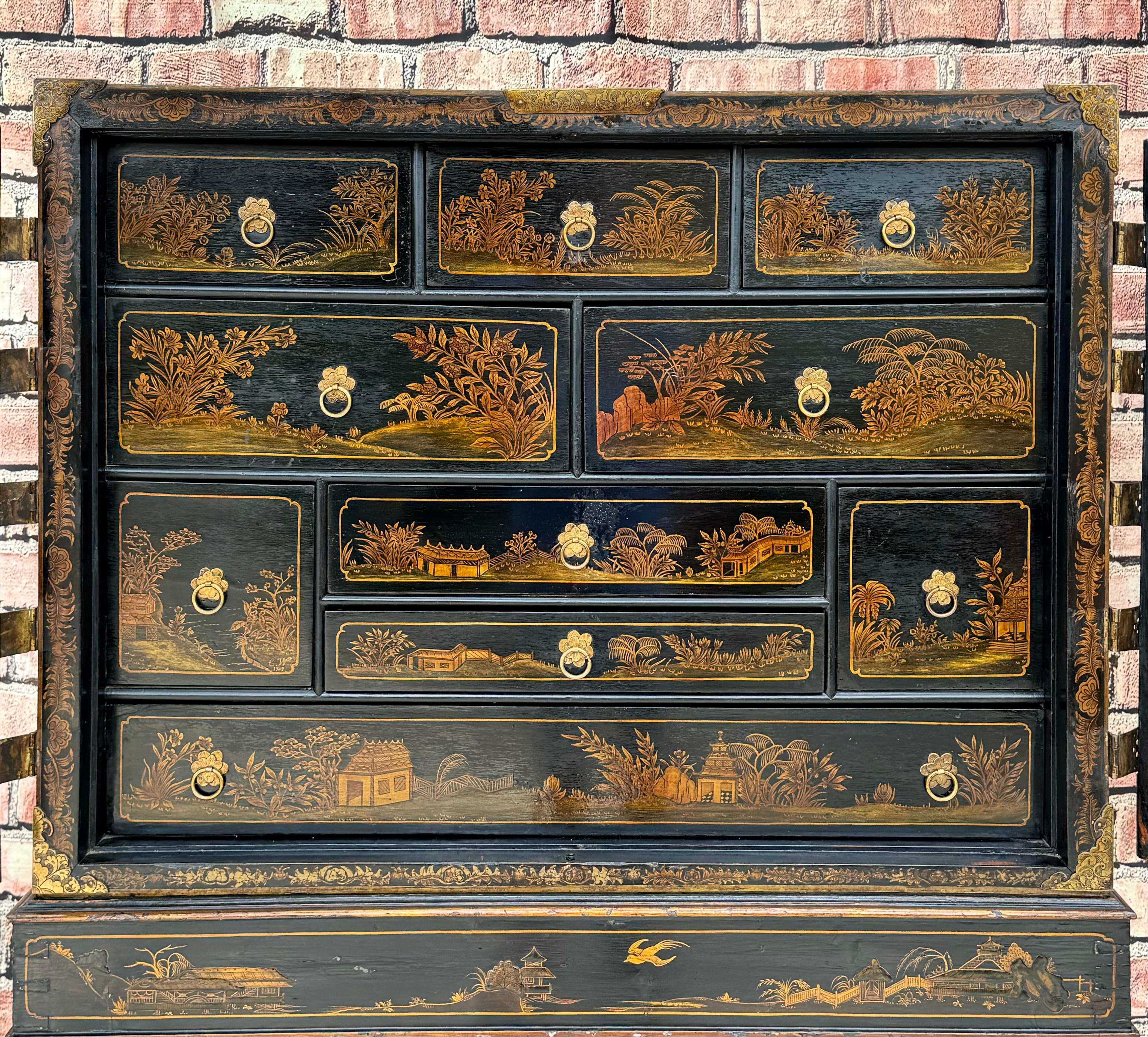 Early 19th Century English Chest on Stand Black and Gold Chinoiserie Lacquer For Sale 2