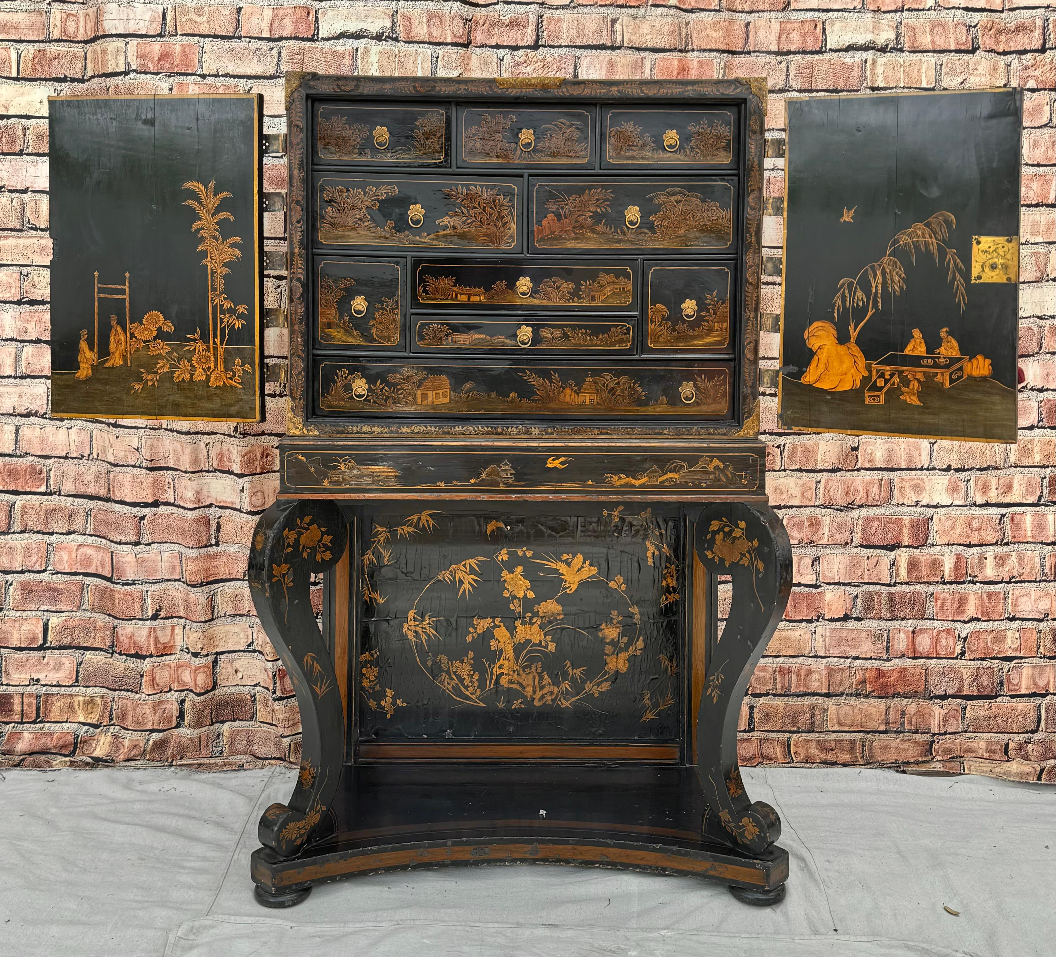Early 19th Century English Chest on Stand Black and Gold Chinoiserie Lacquer For Sale 4