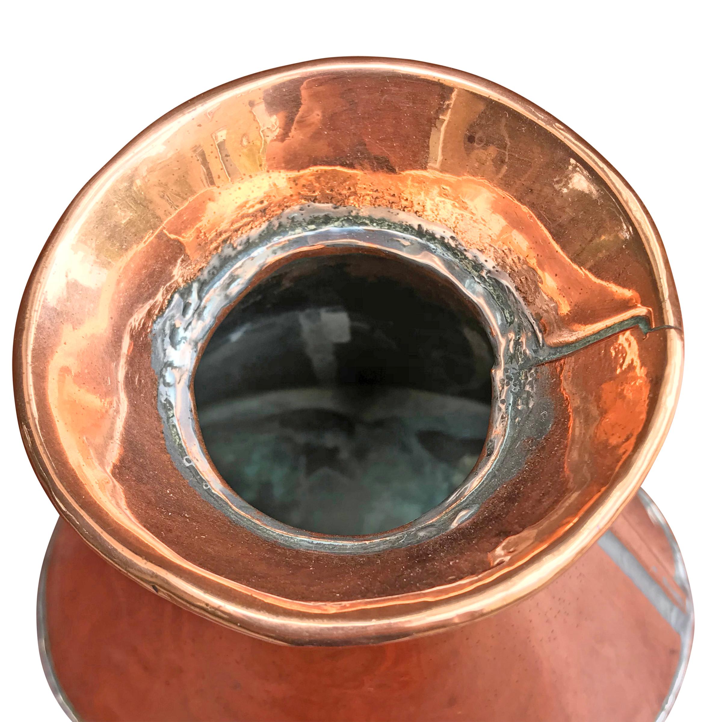 Early 19th Century English Copper Pitcher In Fair Condition In Chicago, IL