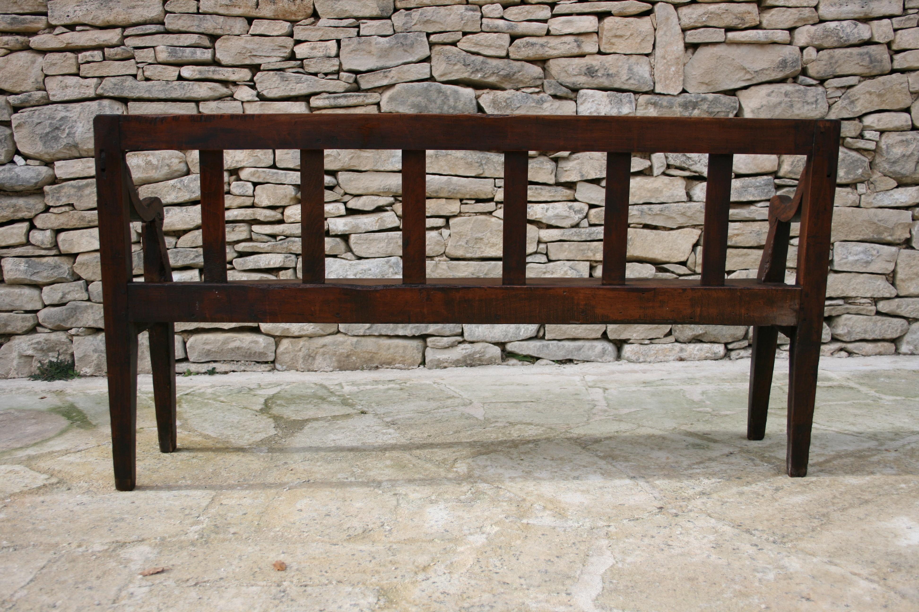 Early 19th Century English Country House Hall Bench in Chestnut and Walnut 2