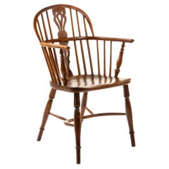 Early 19th Century English Elm & Yew Wood Windsor Armchair