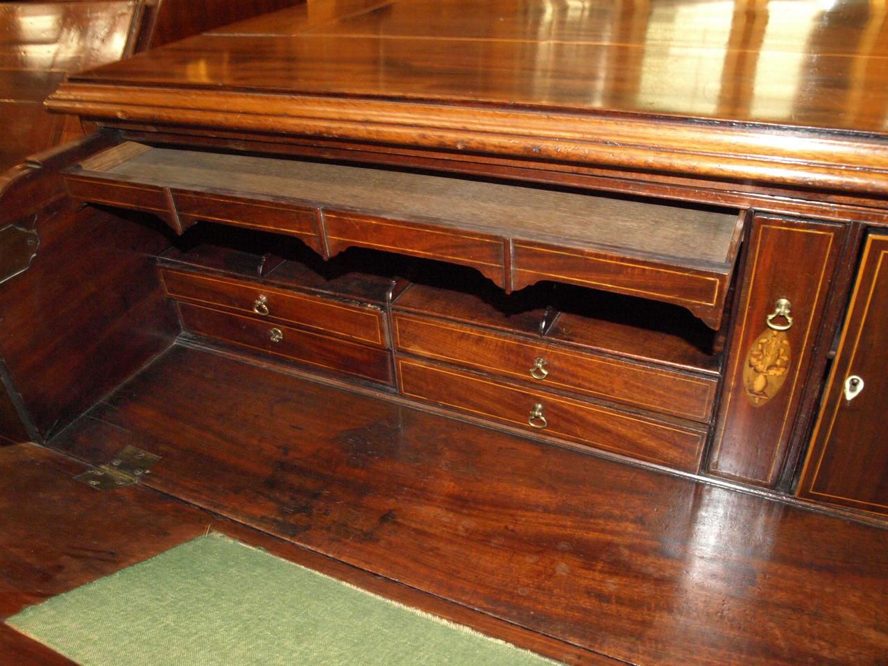 Early 19th Century English Fall Front Butler's Desk For Sale 4