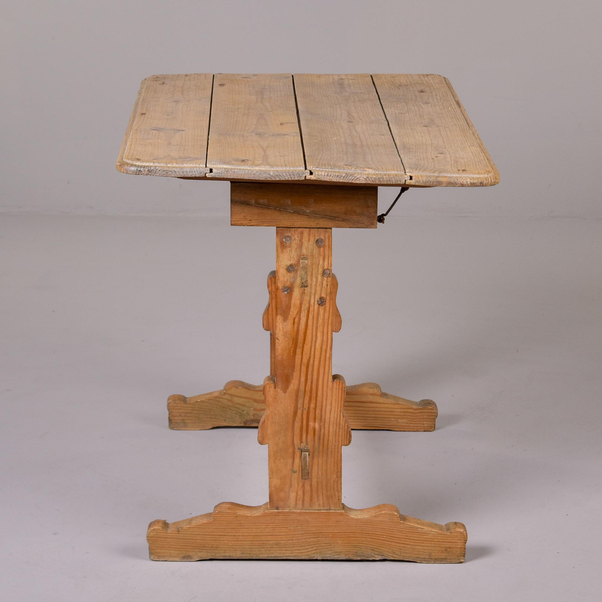Mesa de taberna inglesa abatible o basculante de principios del siglo XIX en Bueno estado para la venta en Troy, MI