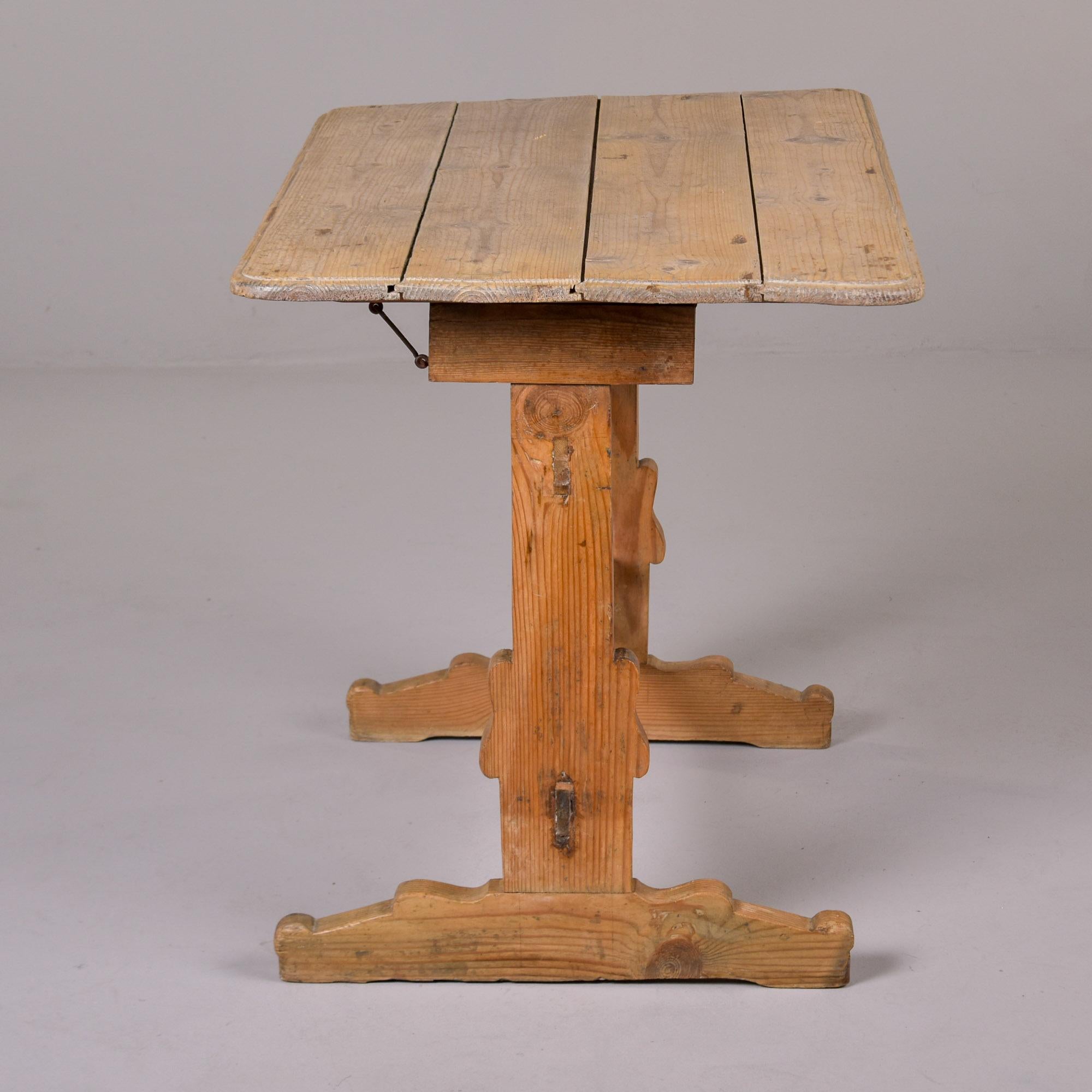 Mesa de taberna inglesa abatible o basculante de principios del siglo XIX en venta 1