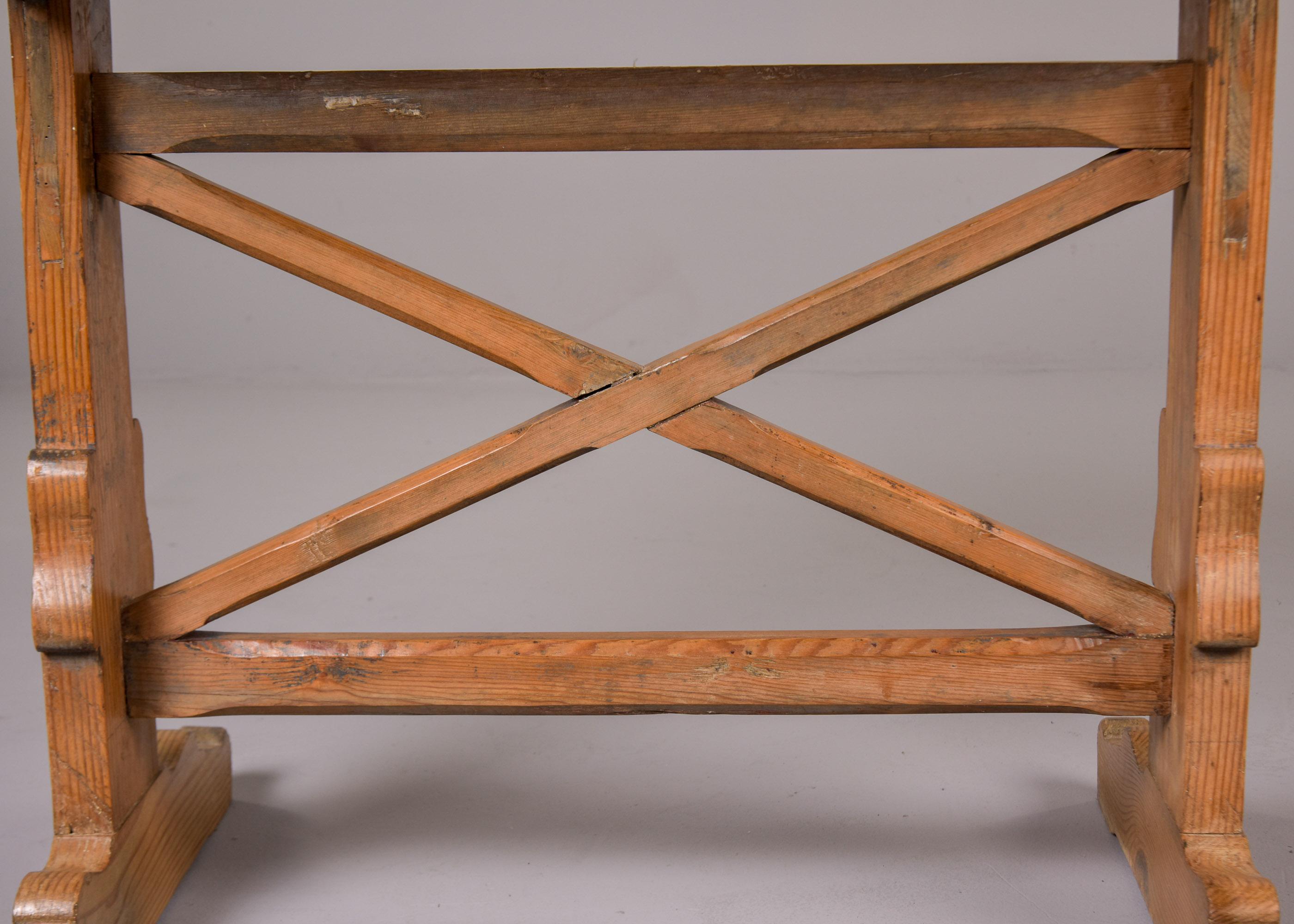 Mesa de taberna inglesa abatible o basculante de principios del siglo XIX en venta 3