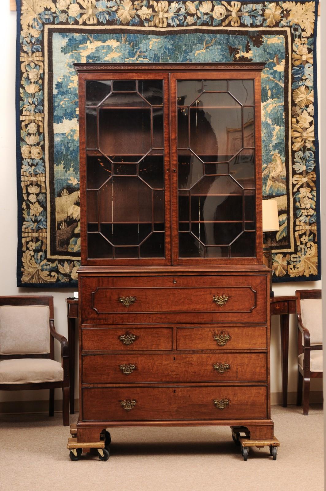 Début du 19ème siècle Anglais George III Fiddleback Mahogany Secretary Bookcase en vente 9