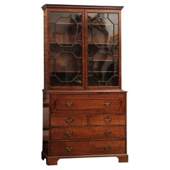 Début du 19ème siècle Anglais George III Fiddleback Mahogany Secretary Bookcase