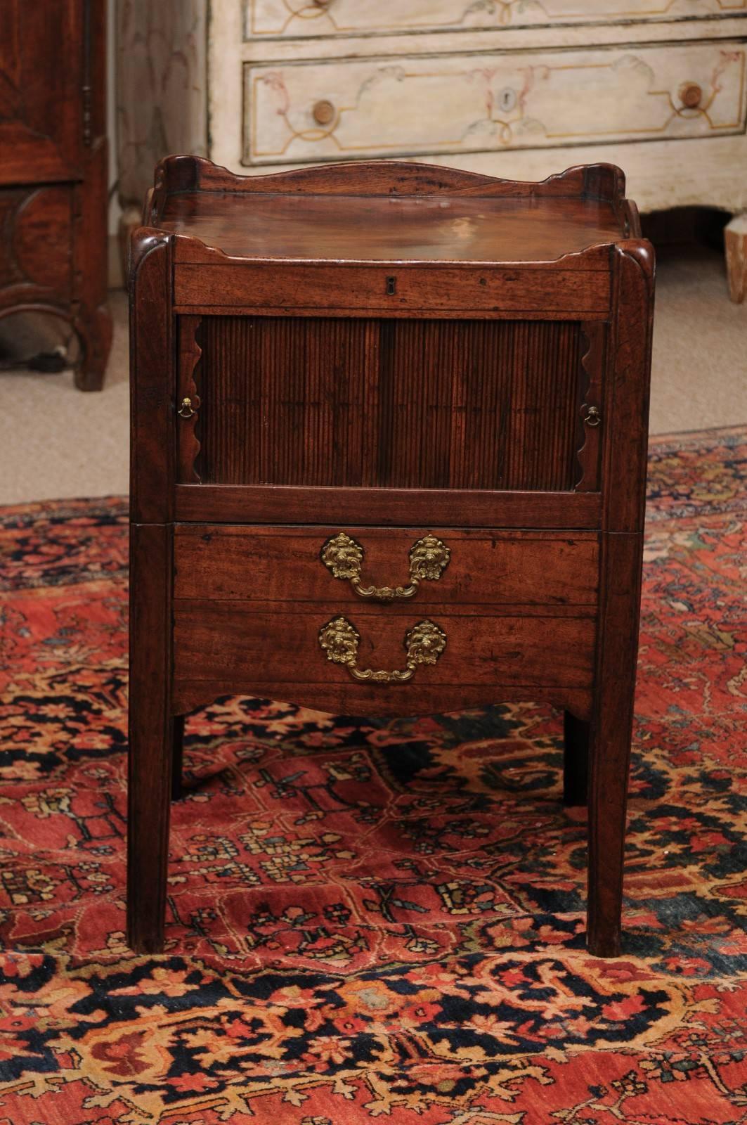 Early 19th Century English George III Mahogany Bedside Commode 4