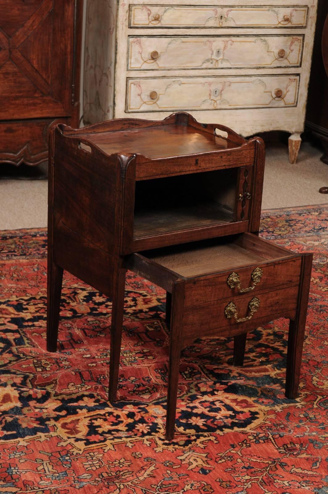 Early 19th Century English George III Mahogany Bedside Commode 6