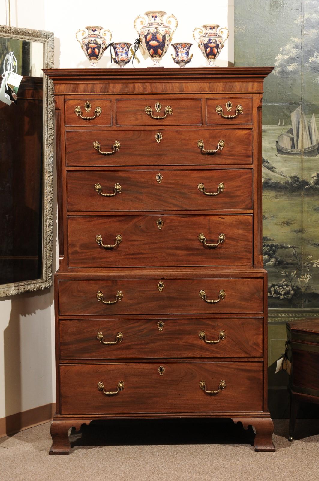 Early 19th Century English George III Mahogany English Chest on Chest 4